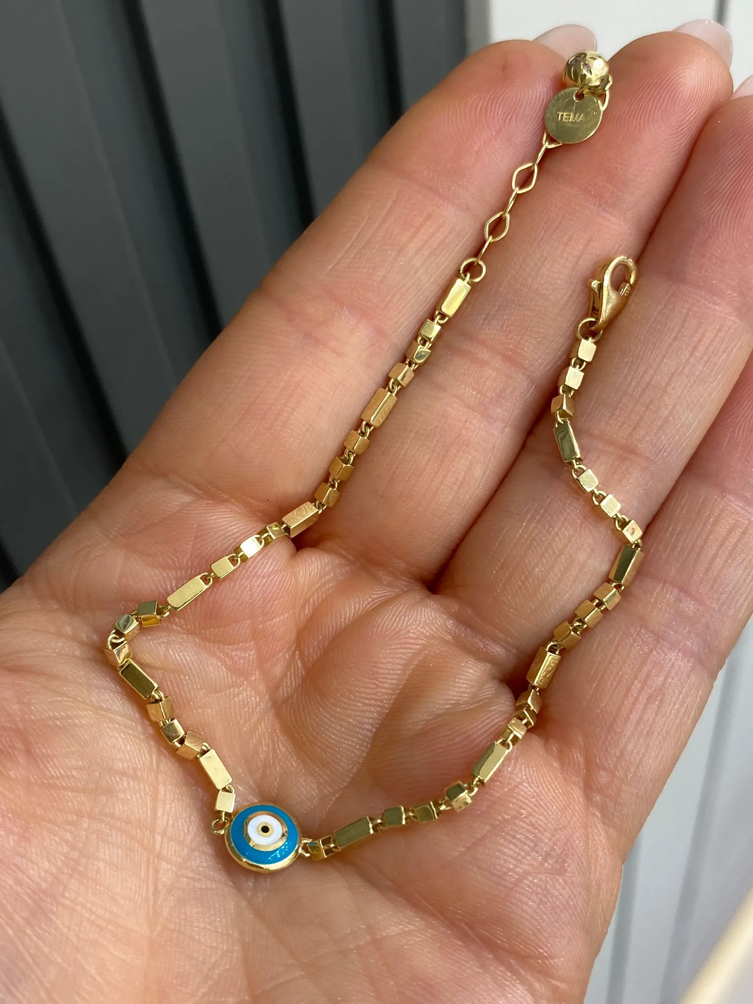 Favori Marka Mineli Model Bileklik