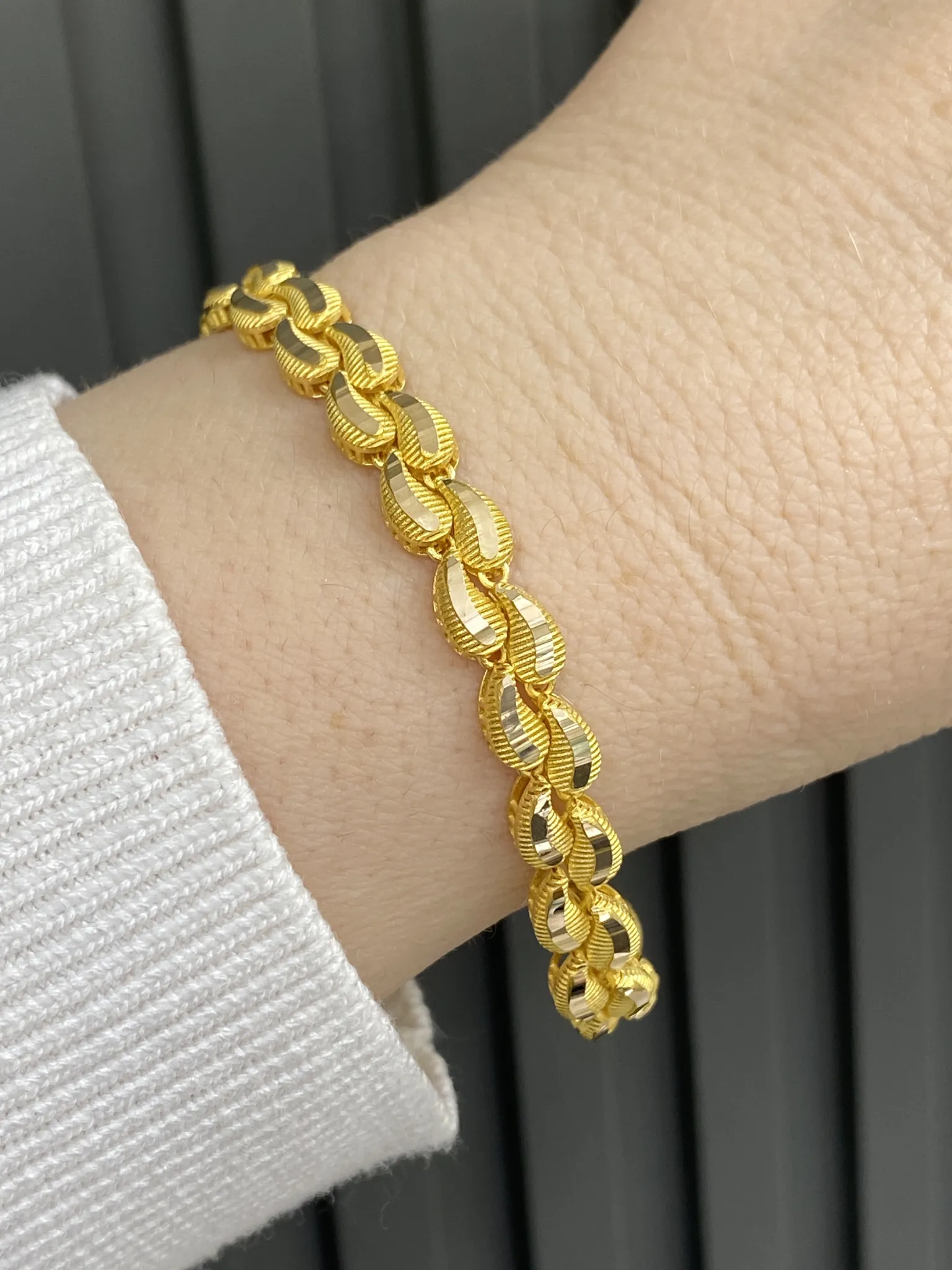 Favori Marka İtalyan Model Bileklik