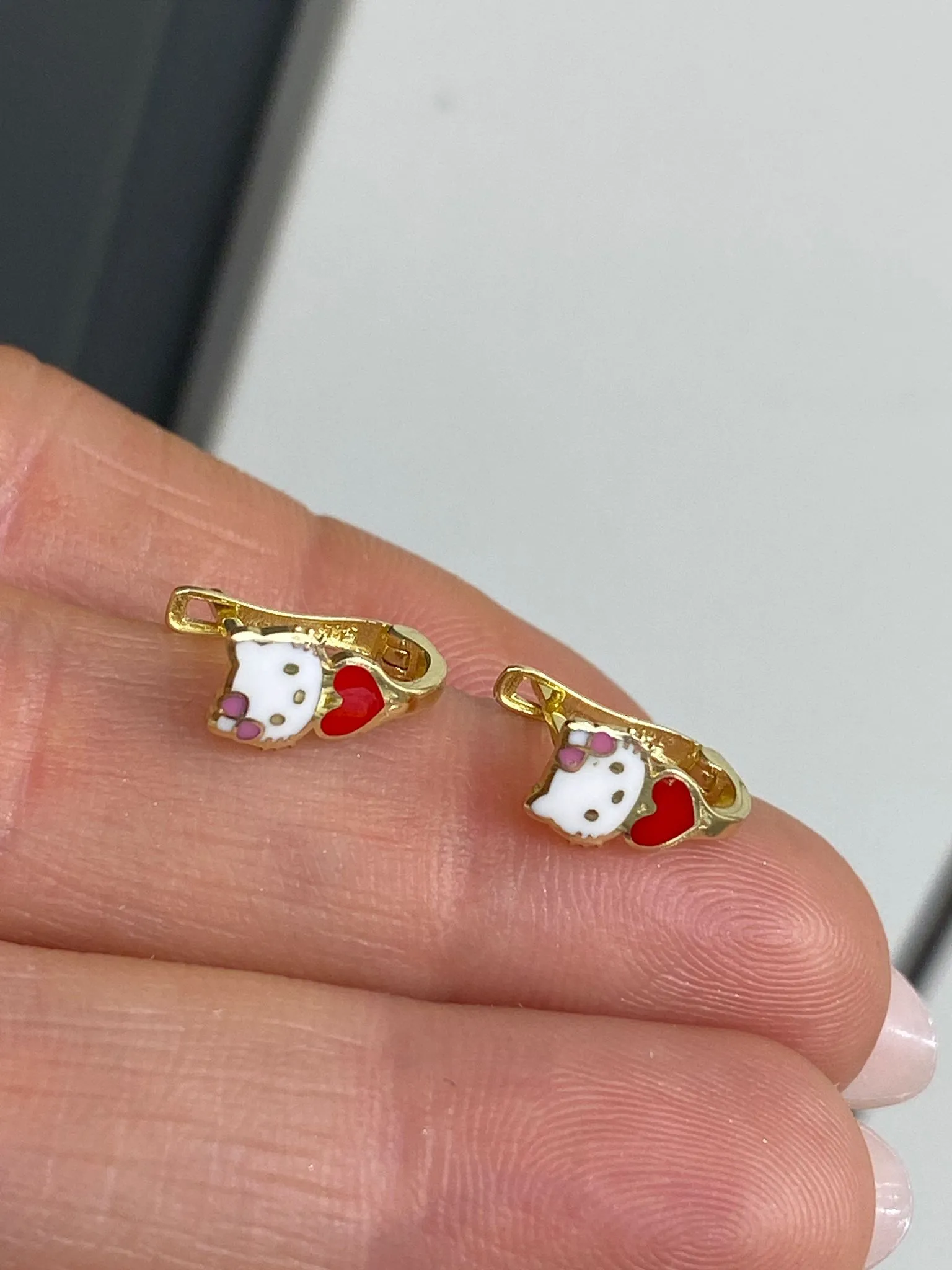 Favori Marka Çocuk Model Küpe