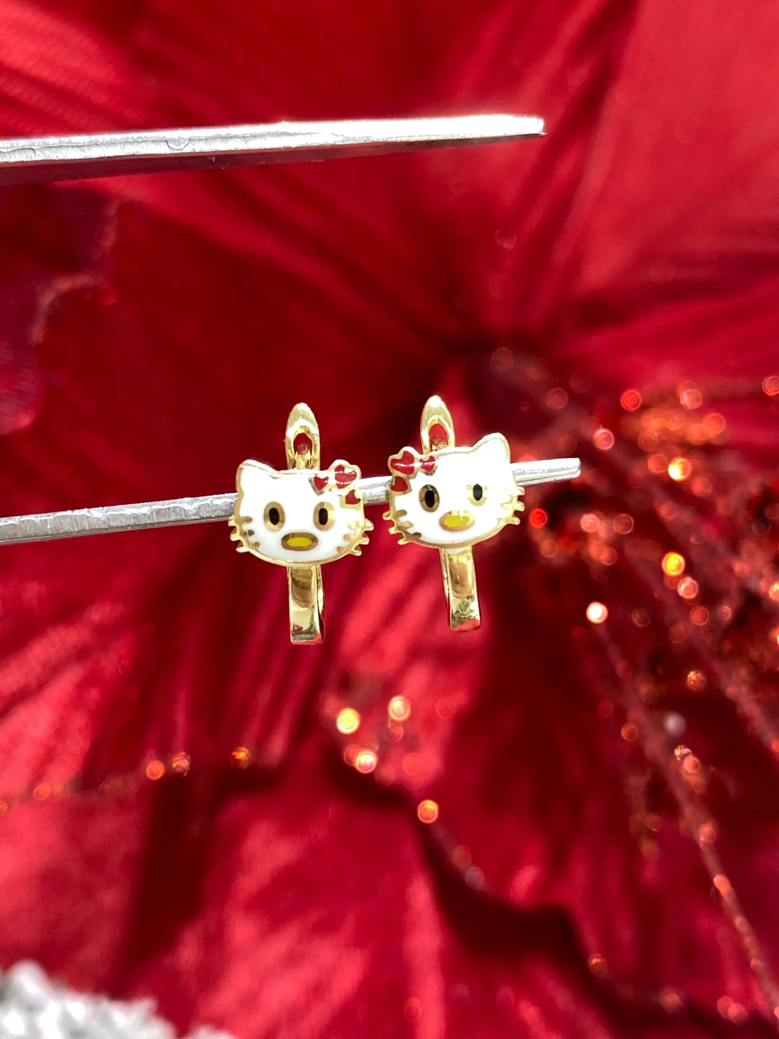 Favori Marka Çocuk Model Küpe