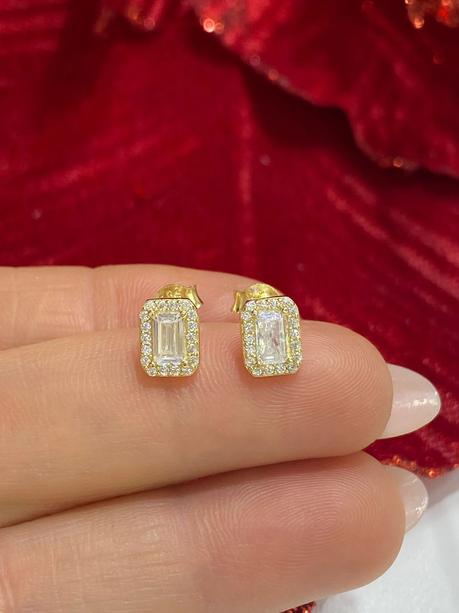 Favori Marka Baget Model Küpe