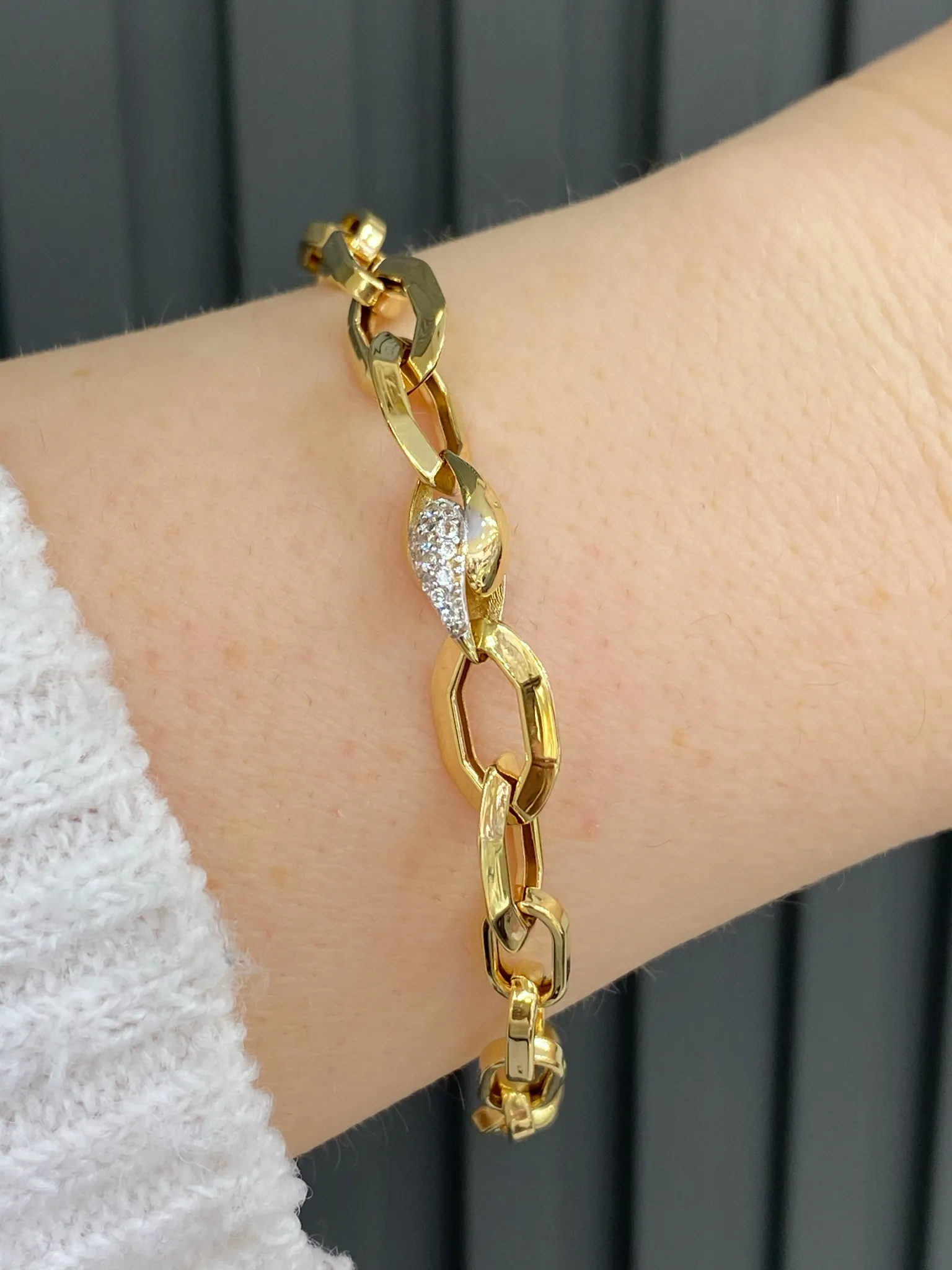 Favori Marka İtalyan Model Bileklik 