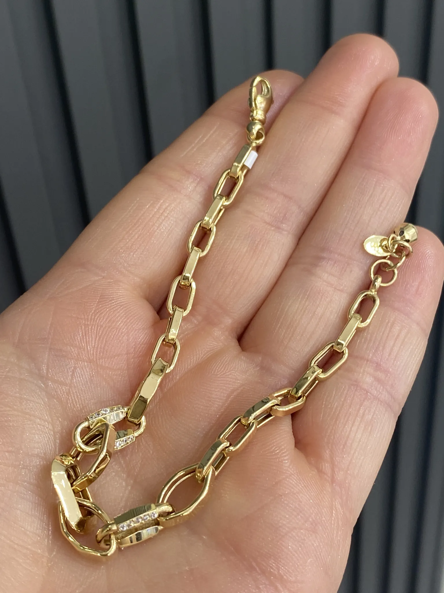 Favori Marka İtalyan Model Bileklik 