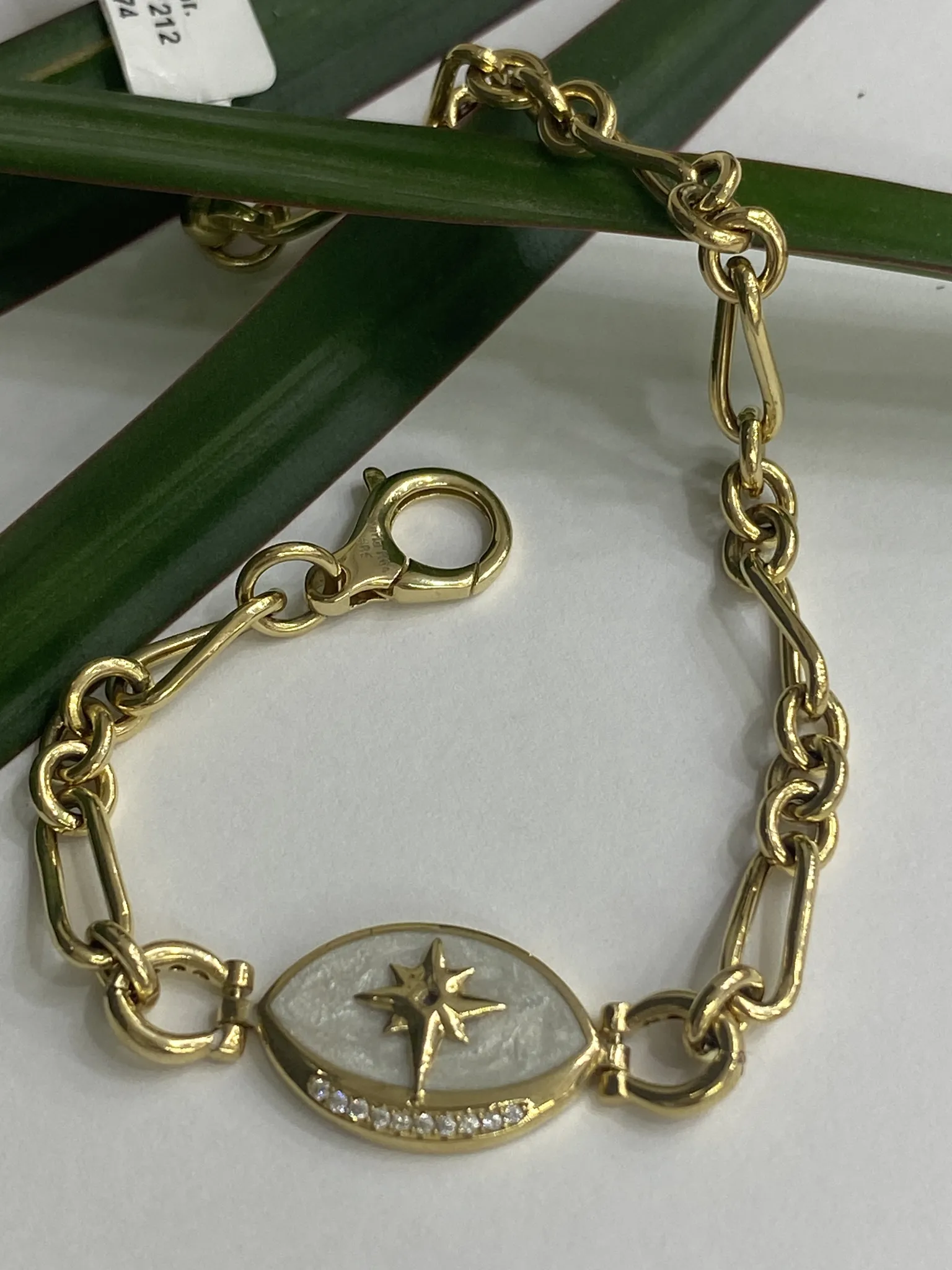 Favori Marka Kuzey Yıldızı Model Bileklik