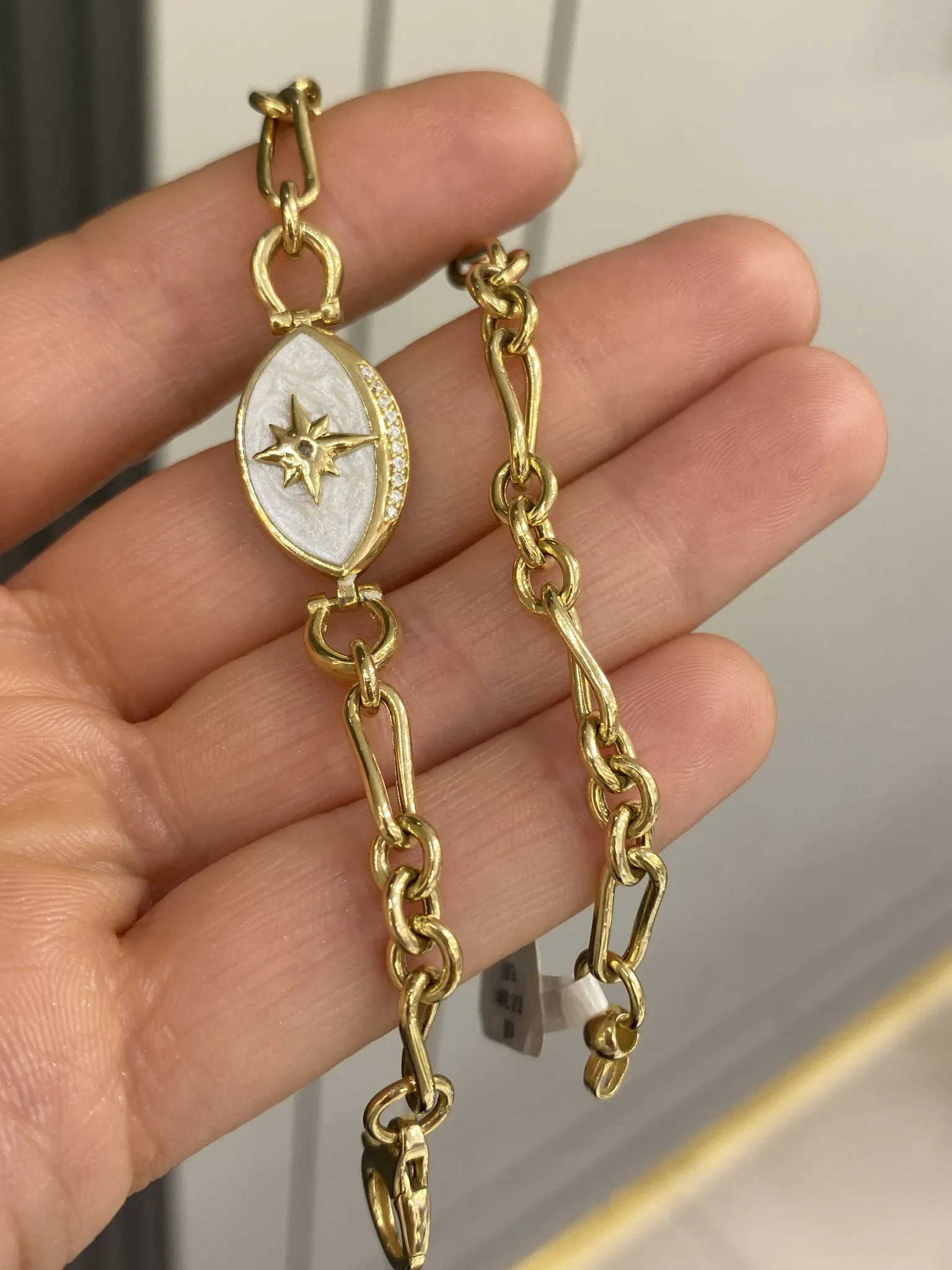 Favori Marka Kuzey Yıldızı Model Bileklik