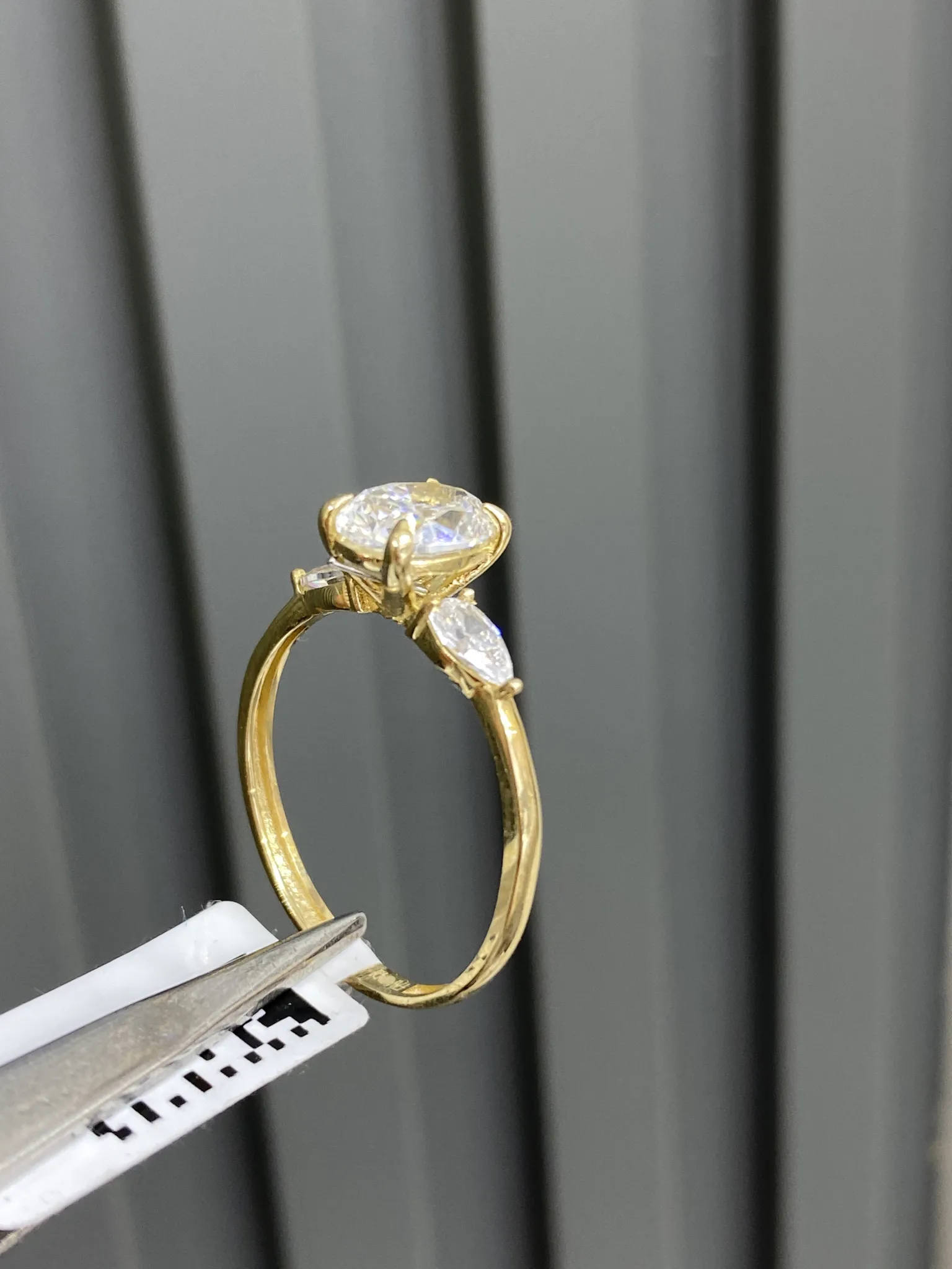 Favori Marka Oval Kesim Yüzük