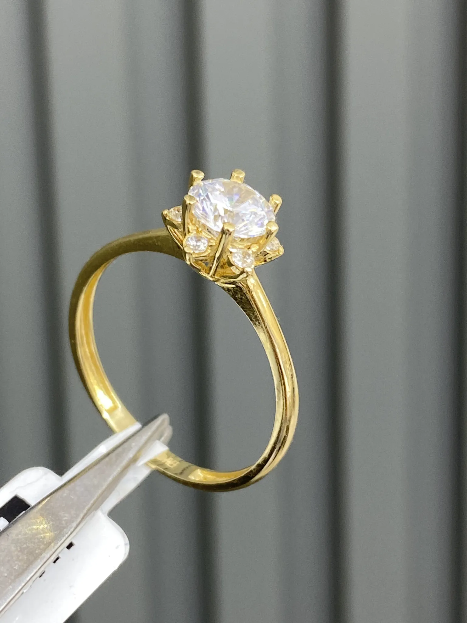 Favori Marka Lotus Model Yüzük