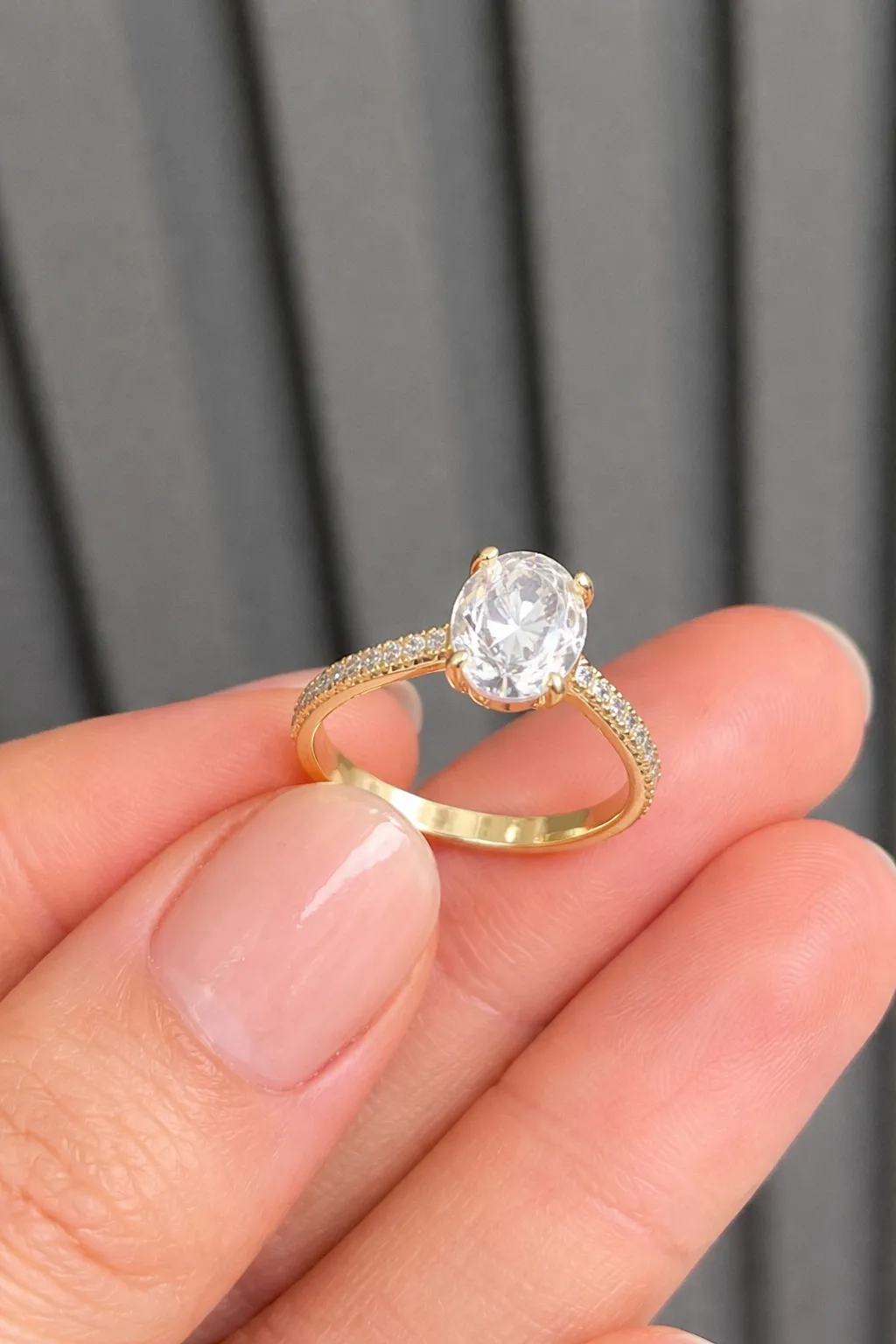 Favori Marka Oval Kesim Yüzük