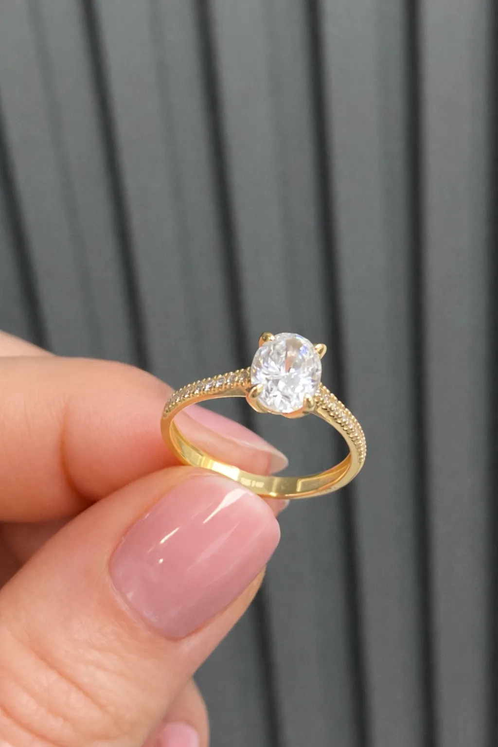 Favori Marka Oval Kesim Yüzük