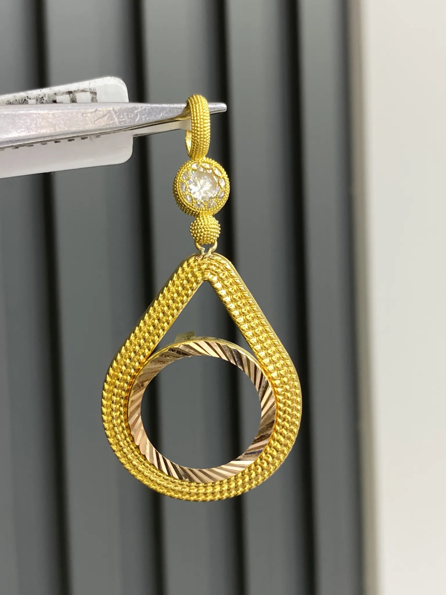 Favori Marka Çeyrekli Uç