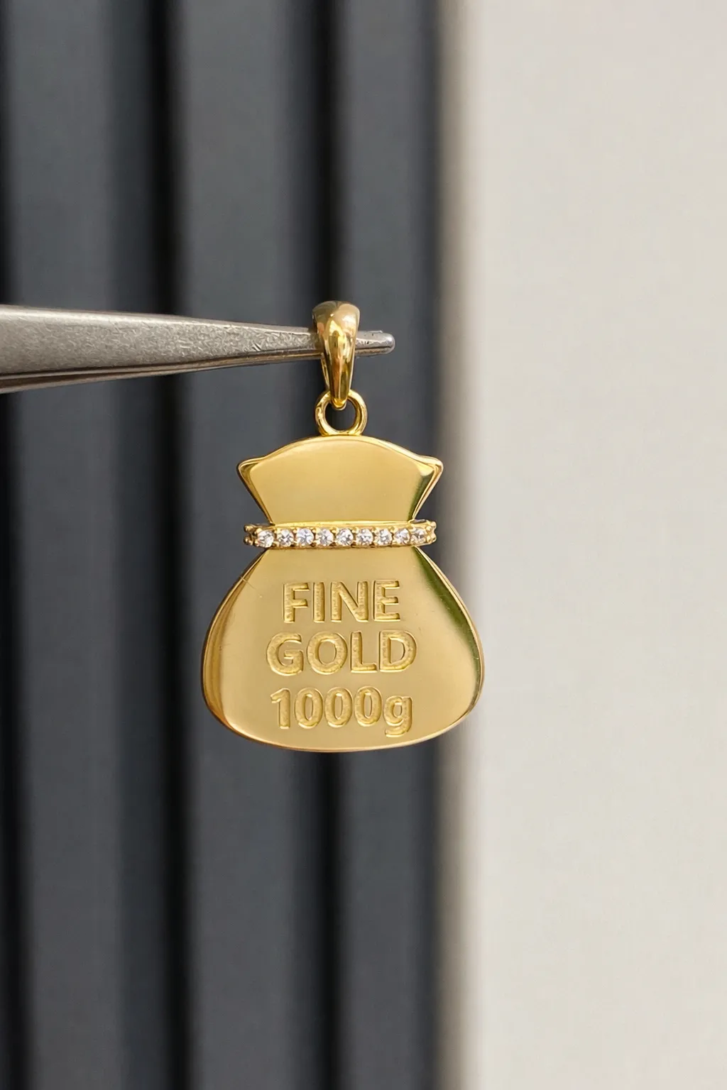 Favori Marka 14 Ayar Külçe Altın Model Uç