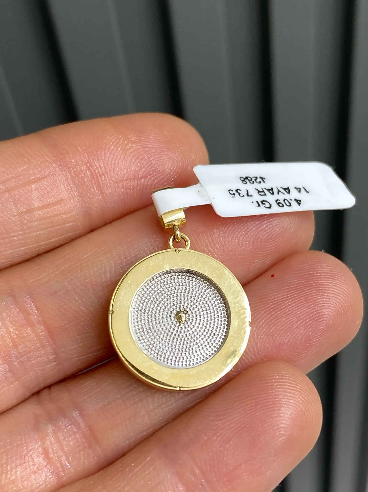 Favori Marka Pusula Model Uç