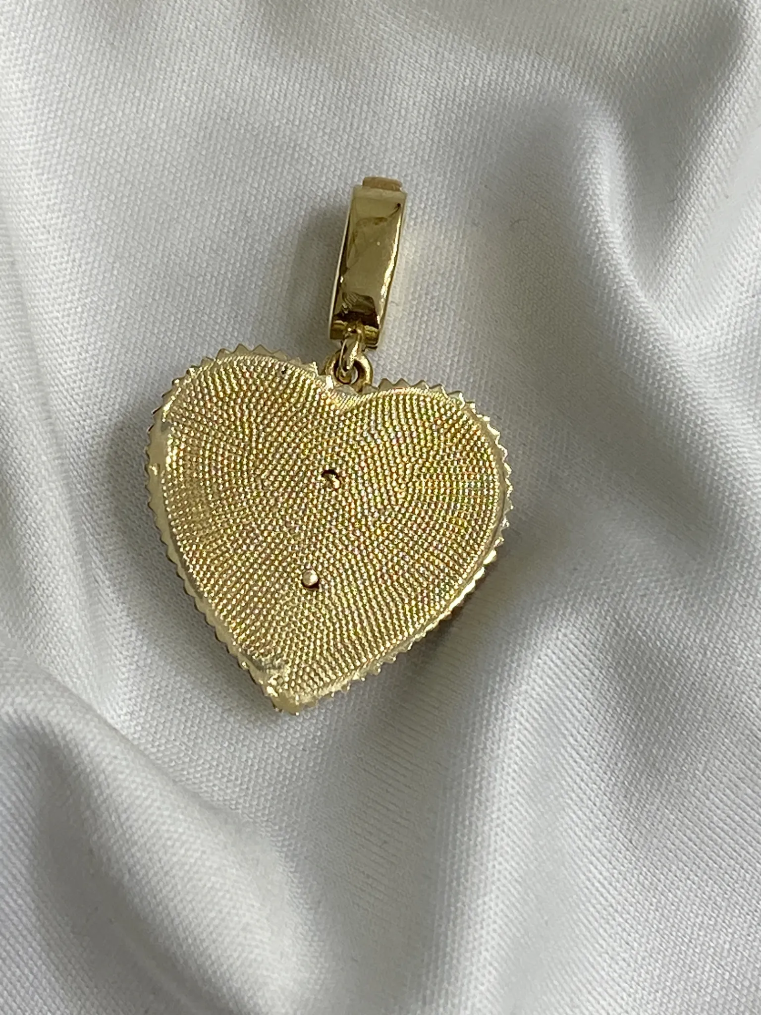 Favori Marka Charm Model Uç