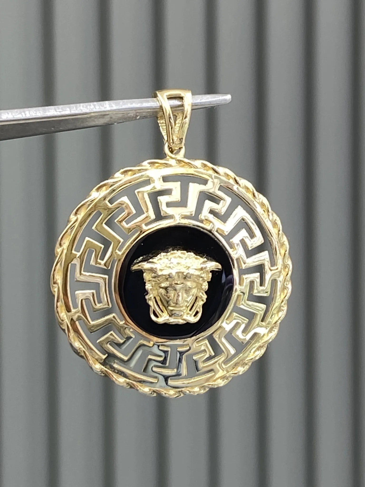 Favori Marka İtalyan Model Uç