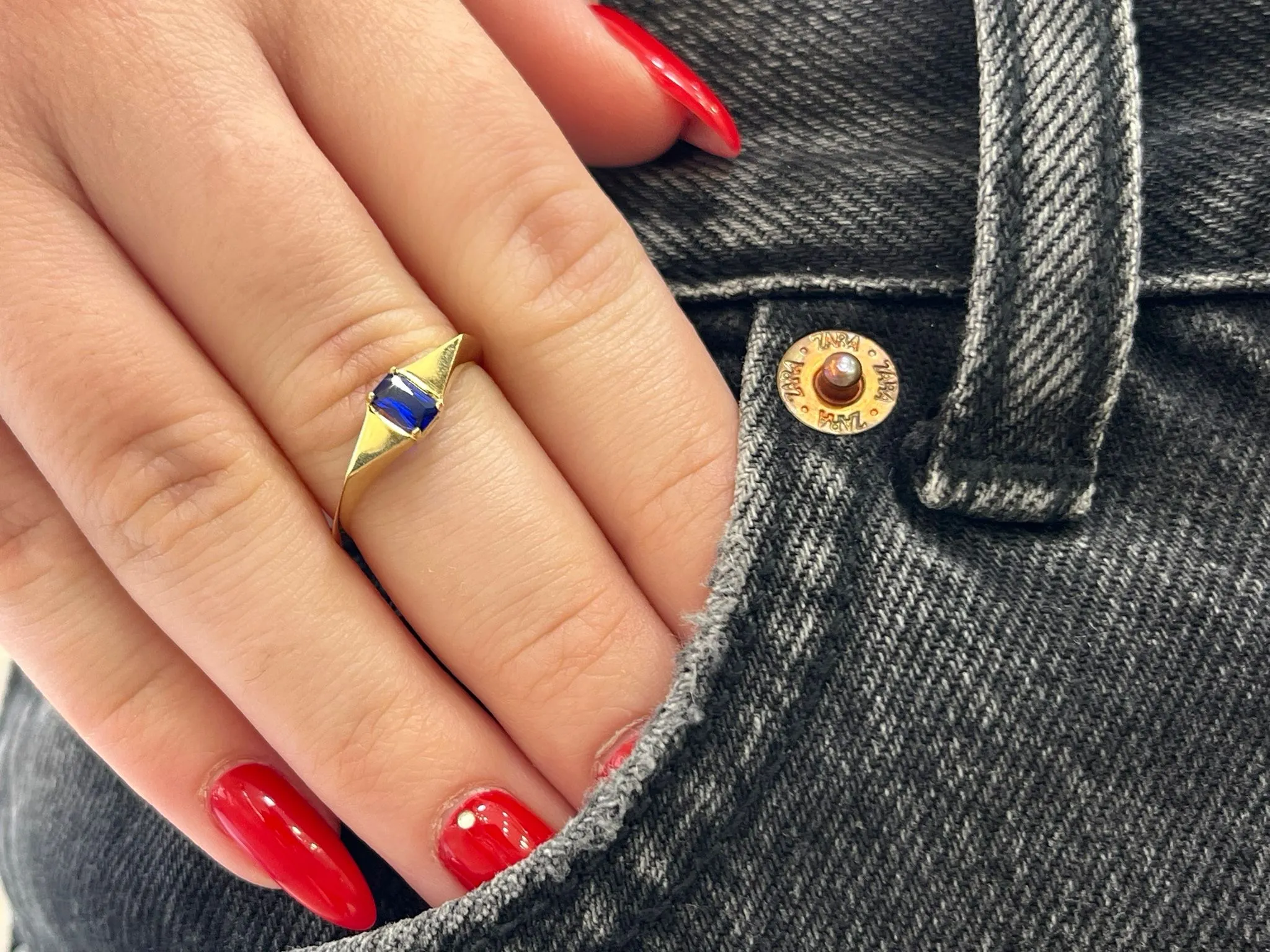 Favori Marka Mavi Taşlı Model