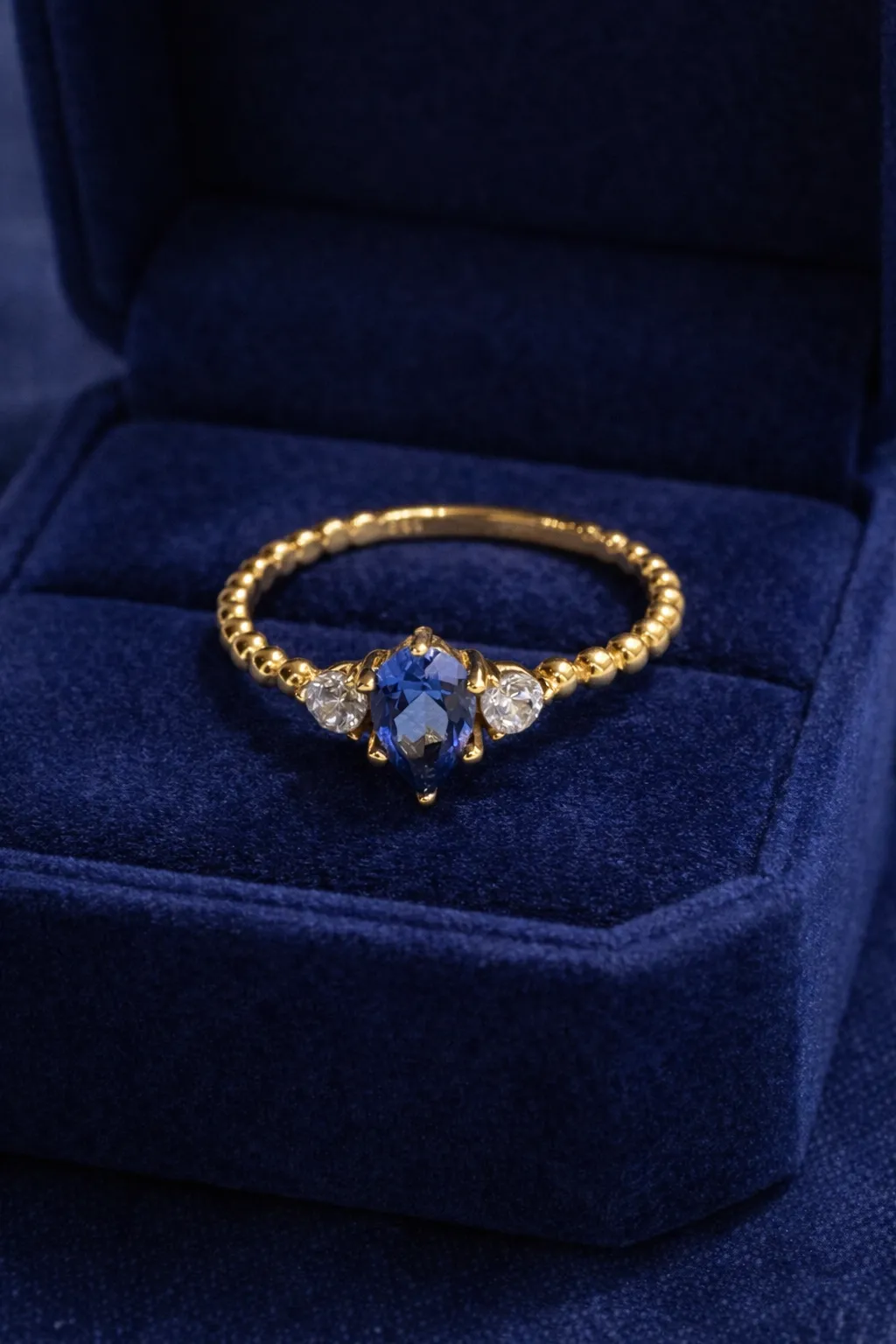 14 Ayar Mavi Taşlı Model Yüzük