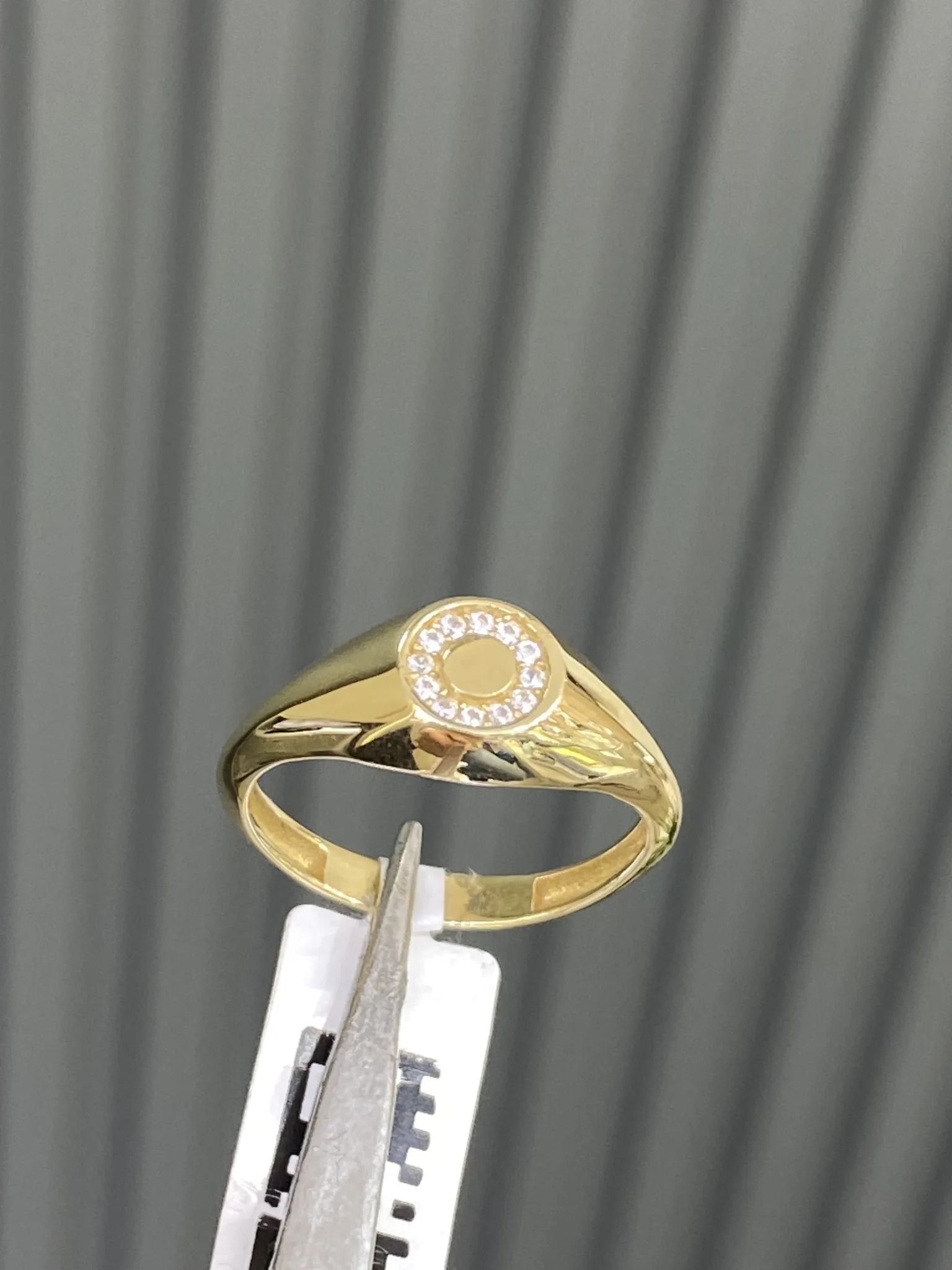 14 Ayar İtalyan Model Yüzük