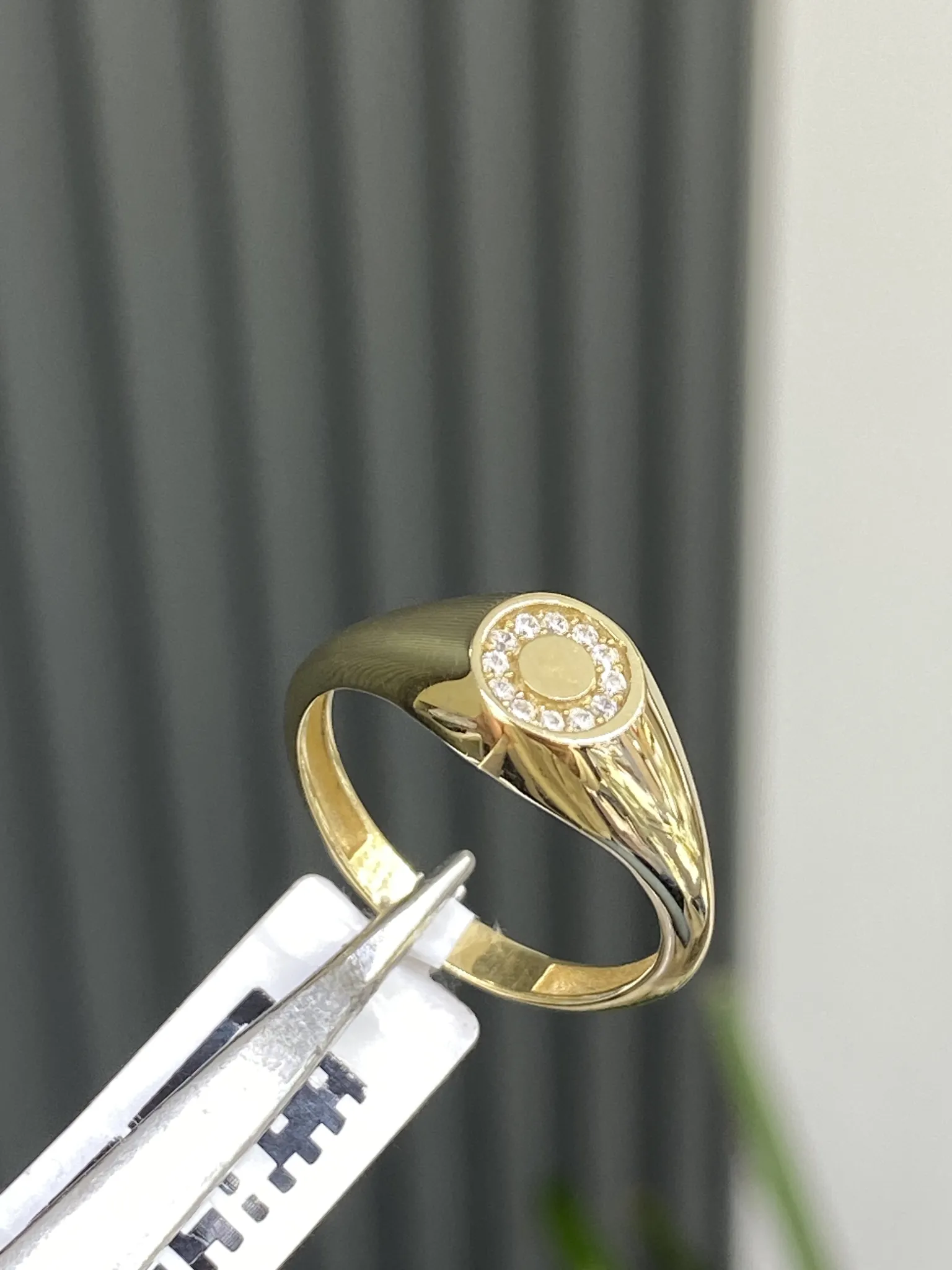 14 Ayar İtalyan Model Yüzük