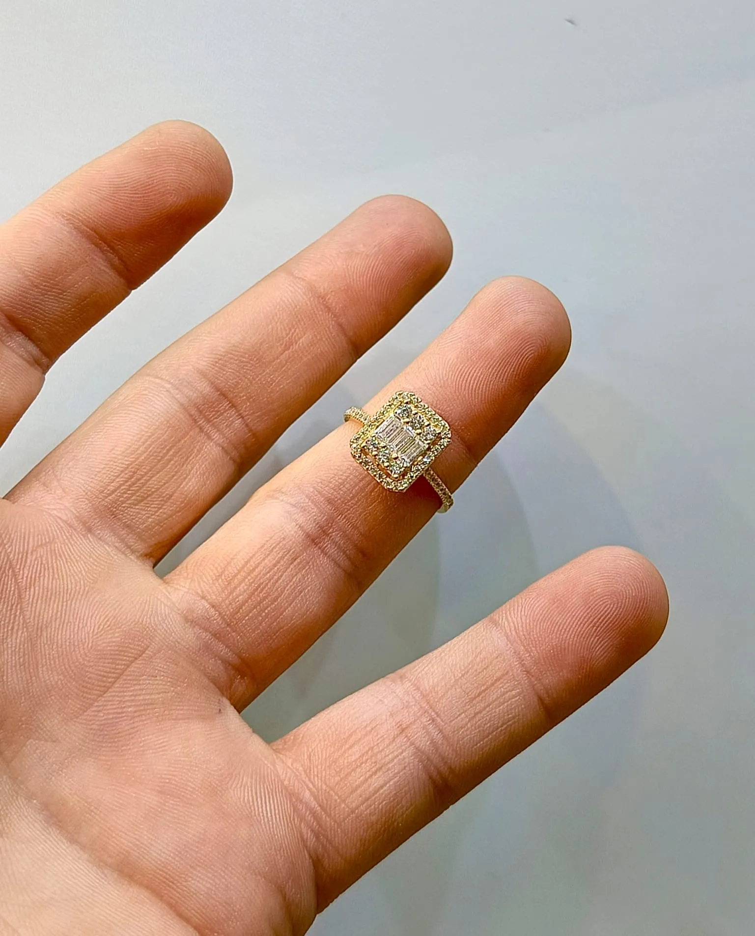 Favori Marka Baget Model Yüzük 