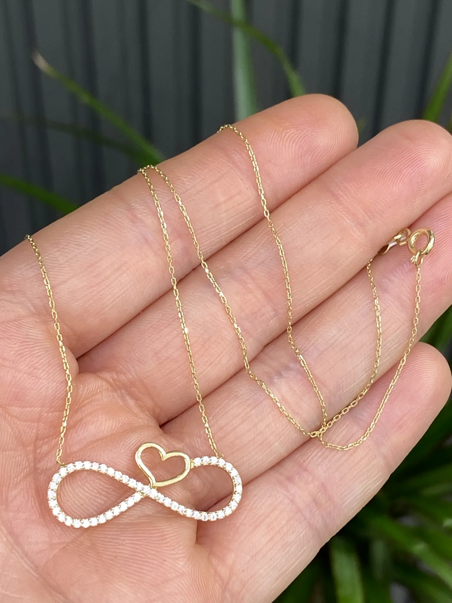 Favori Marka Sonsuzluk Model Kolye 