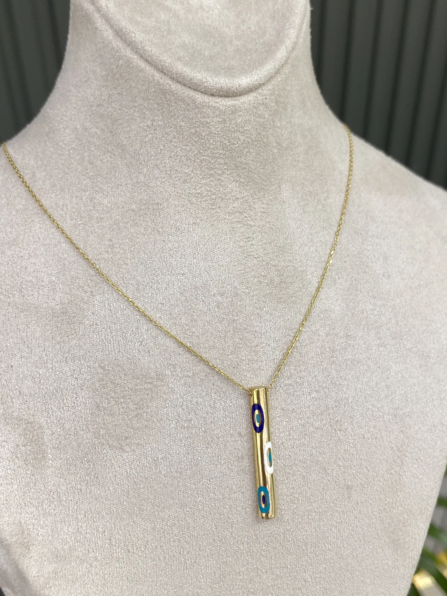 14 Ayar Mineli Model Kolye