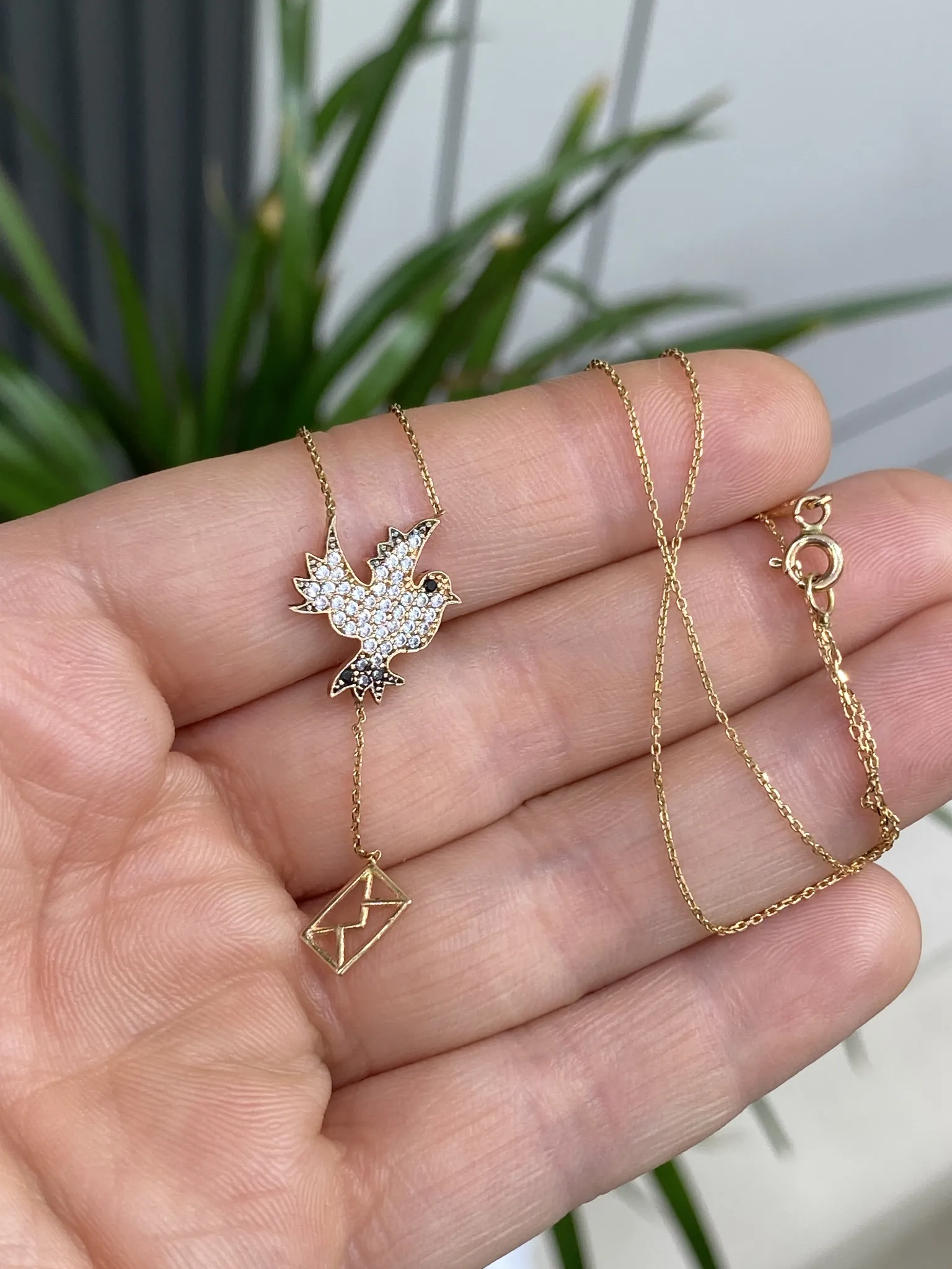 14 Ayar Posta Kuşu Model Kolye