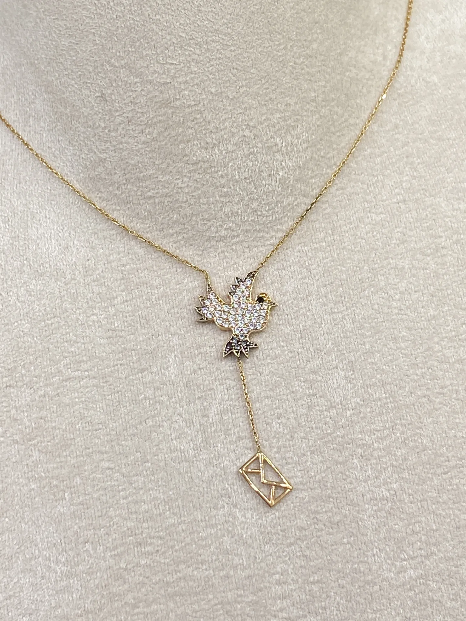 14 Ayar Posta Kuşu Model Kolye