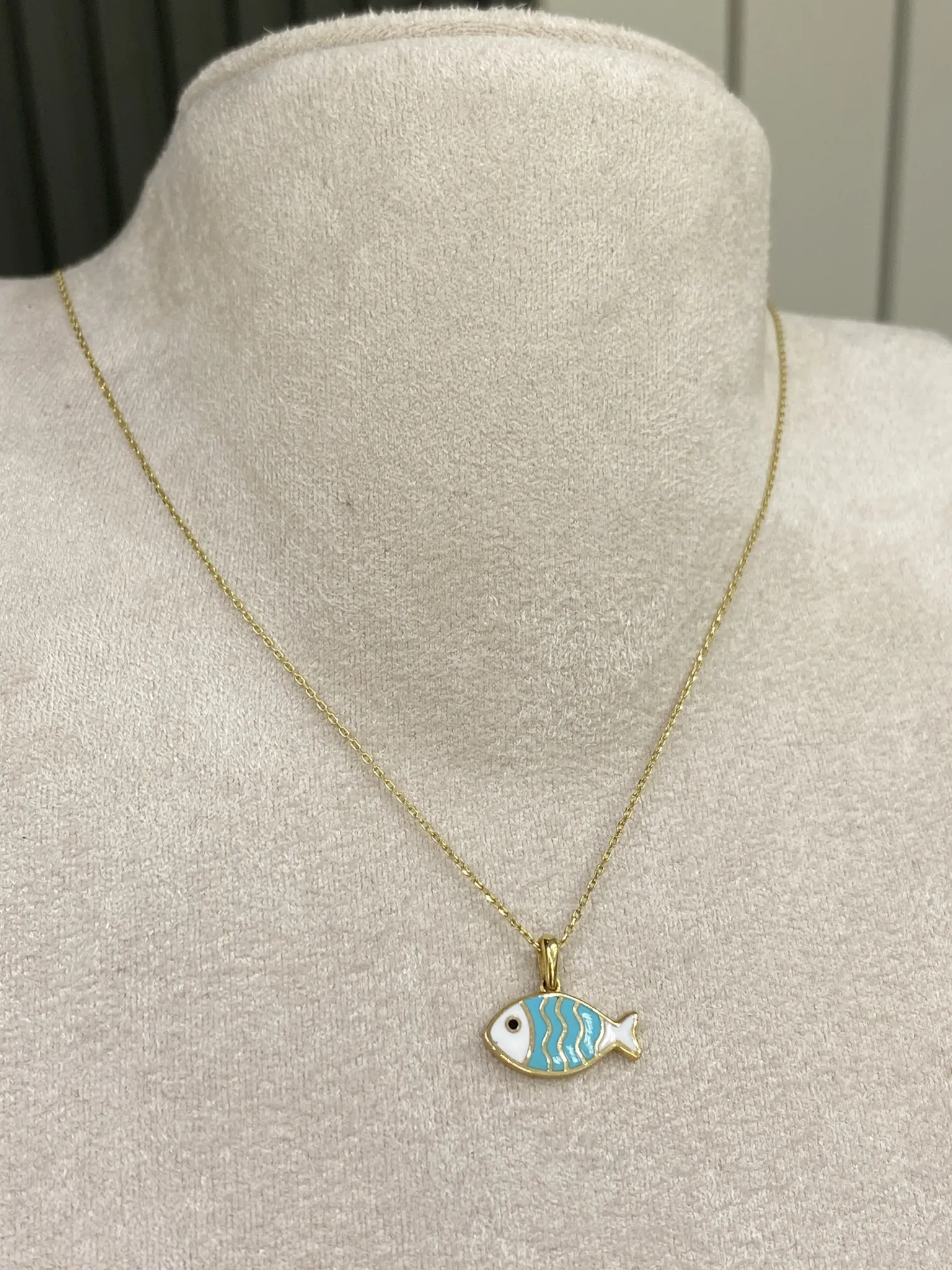 Favori Marka Balık Model Kolye