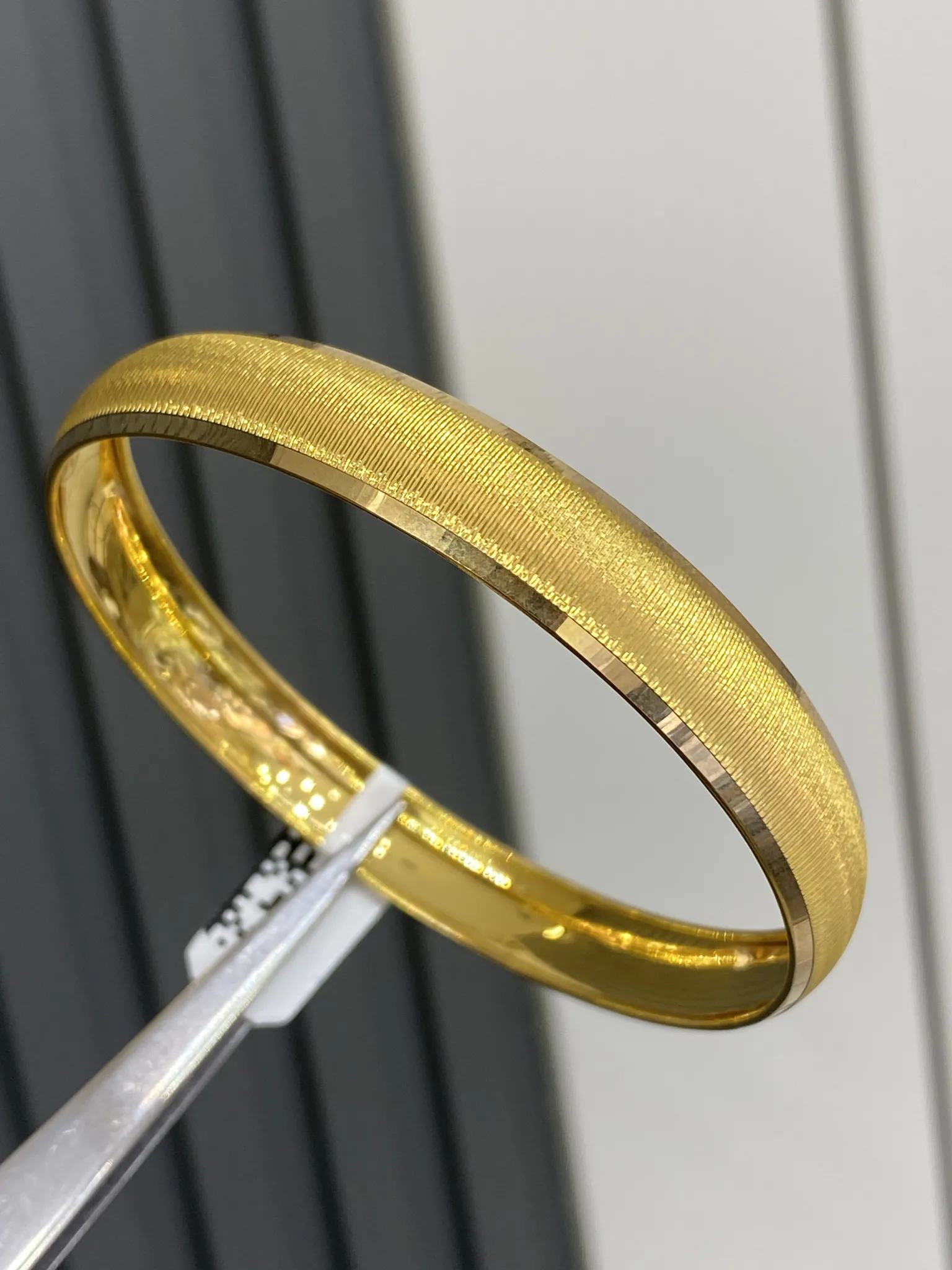 14 Ayar Hediyelik Desenli Bilezik