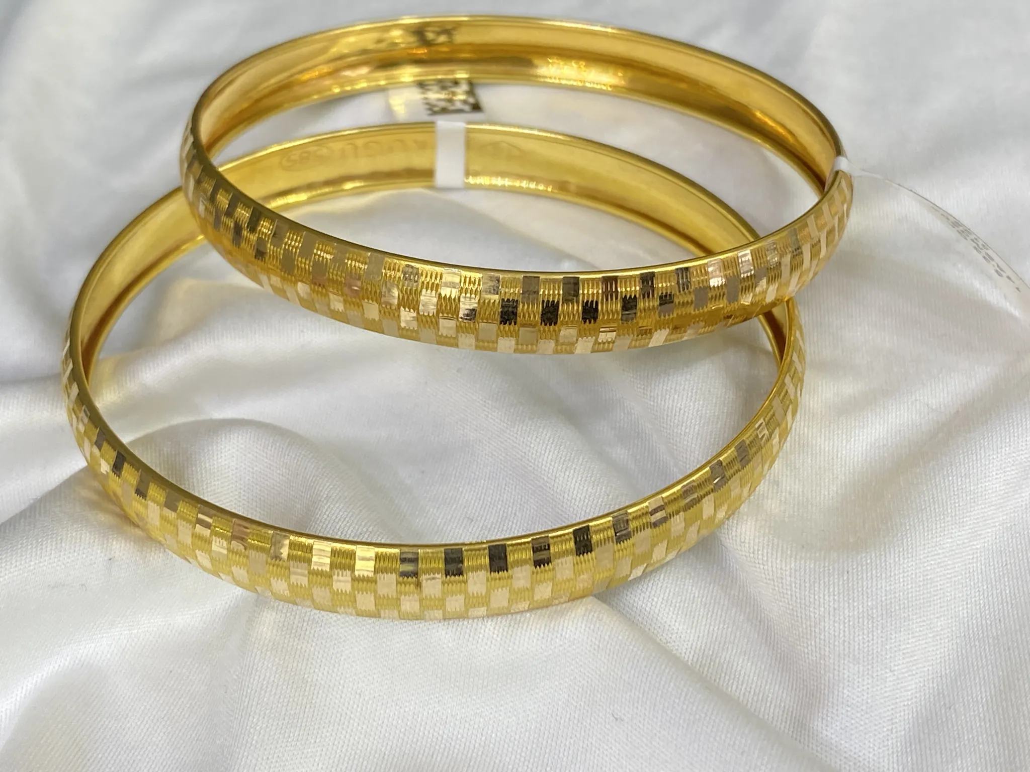 14 Ayar Desenli Hediyelik Bilezik 20 NO