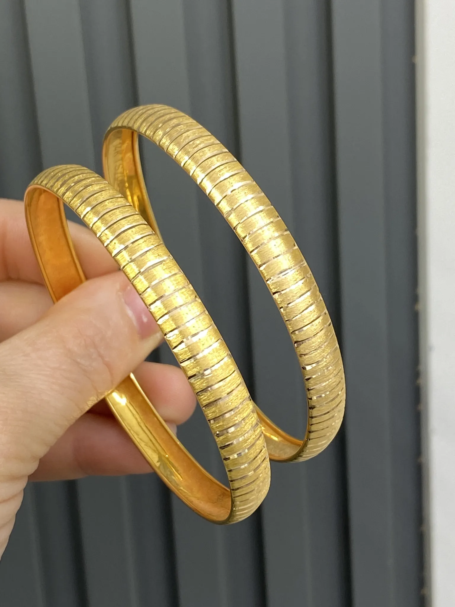 21 Numara 14 Ayar Desenli Bilezik