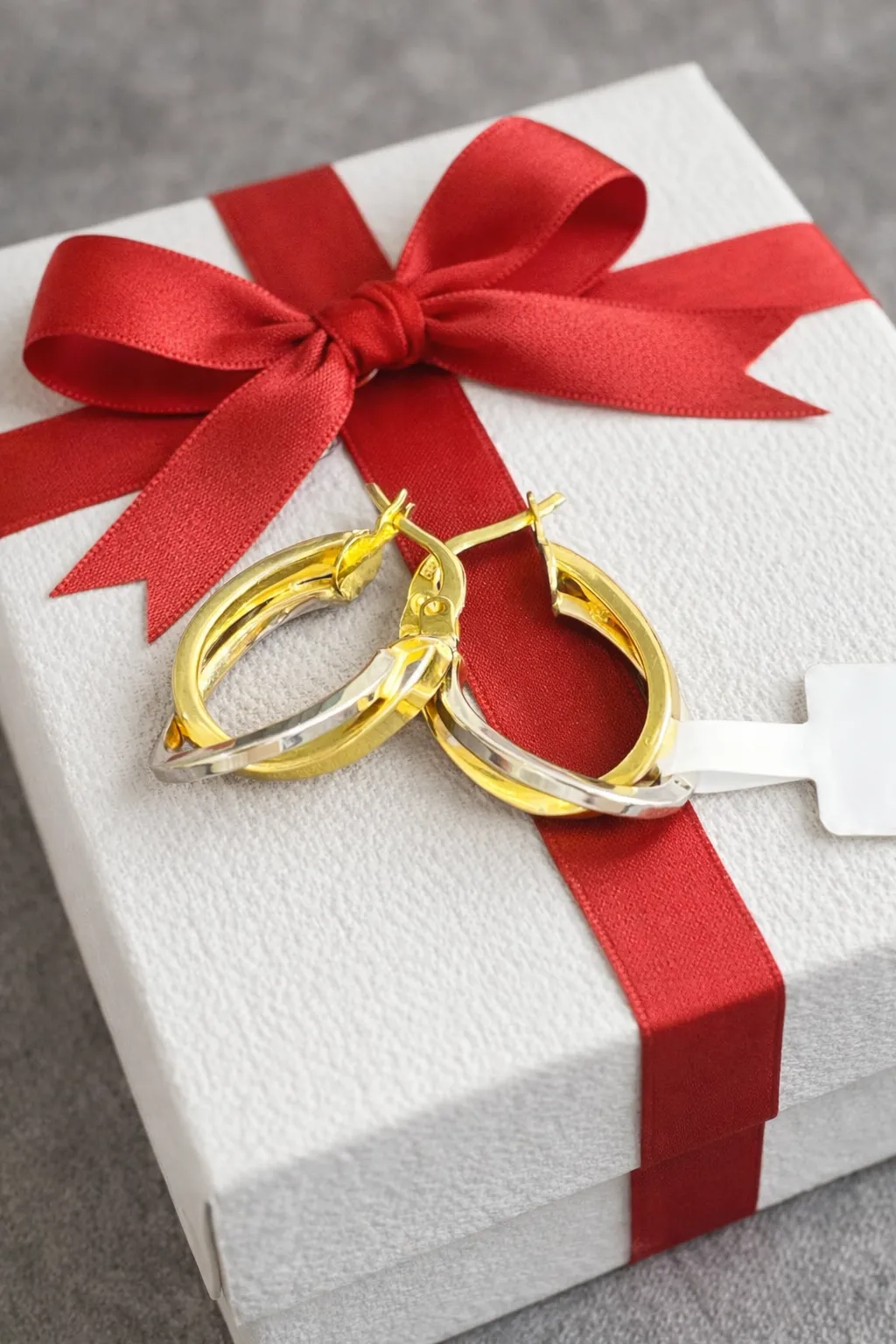 Favori Marka Halka Küpe