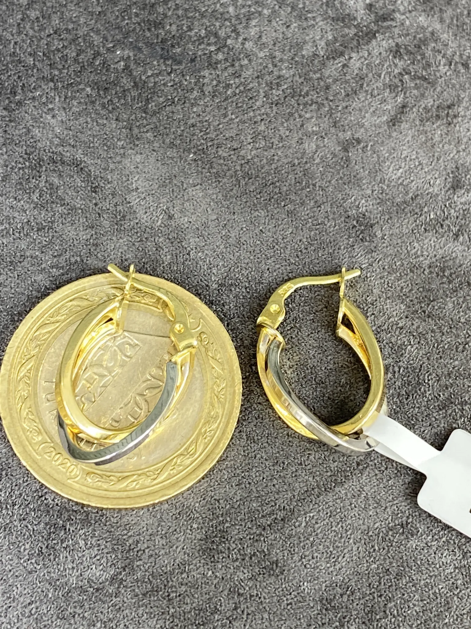 Favori Marka Halka Küpe