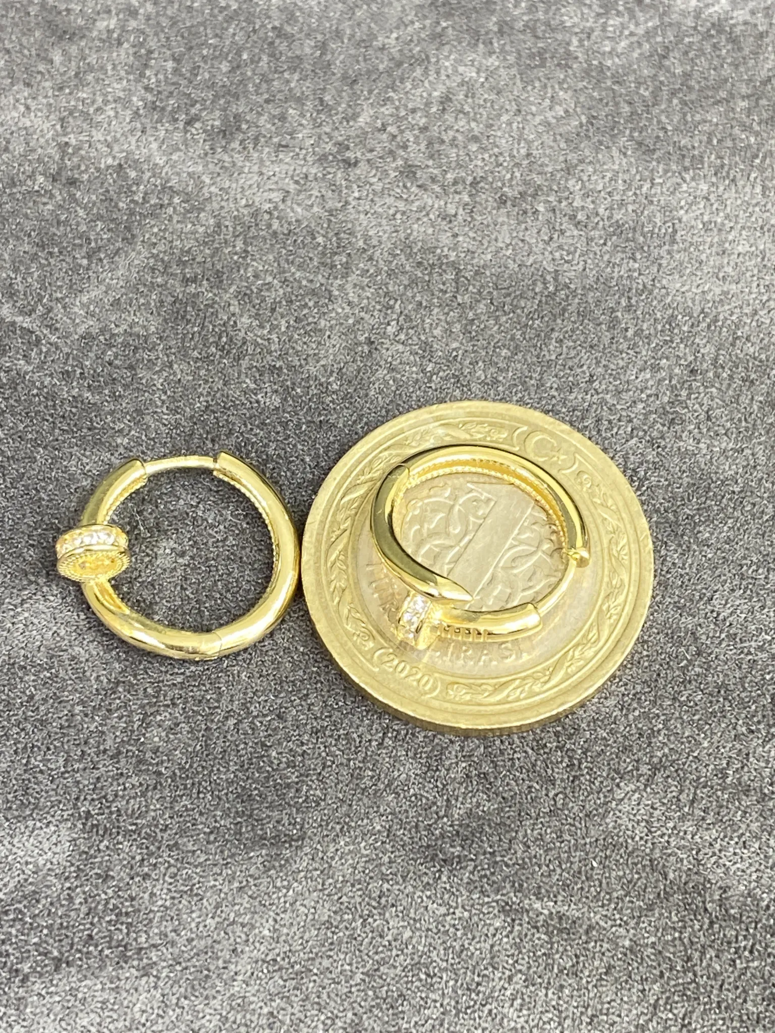 Favori Marka İtalyan Model Küpe