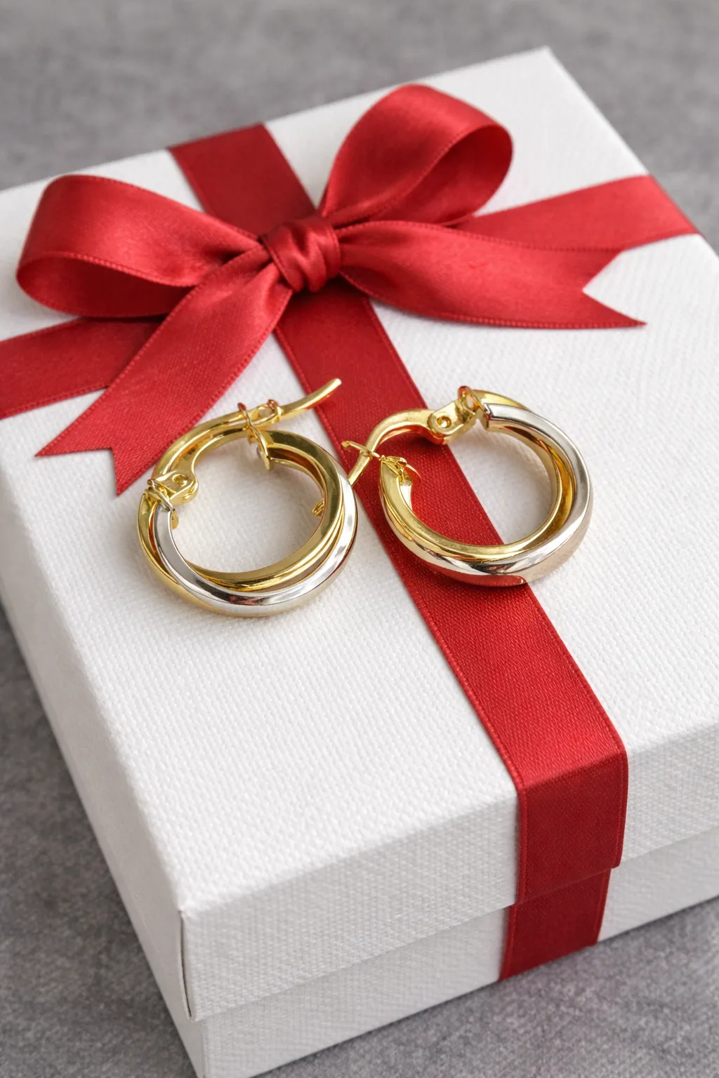 Favori Marka Halka Küpe