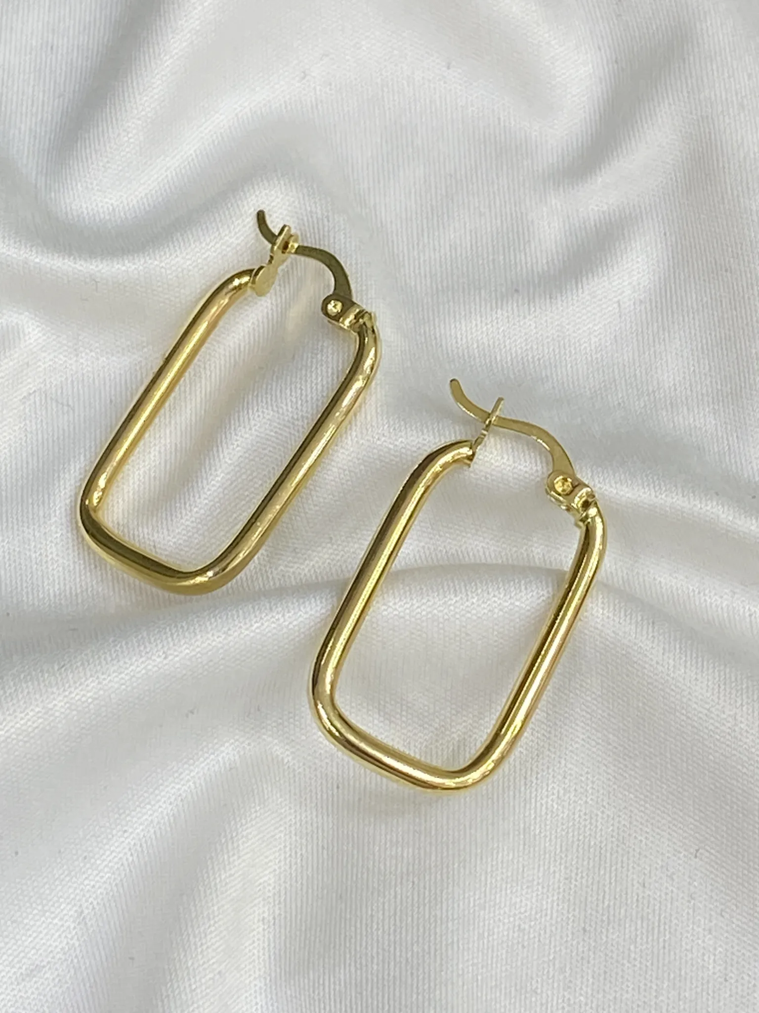 Favori Marka İtalyan Model  Küpe