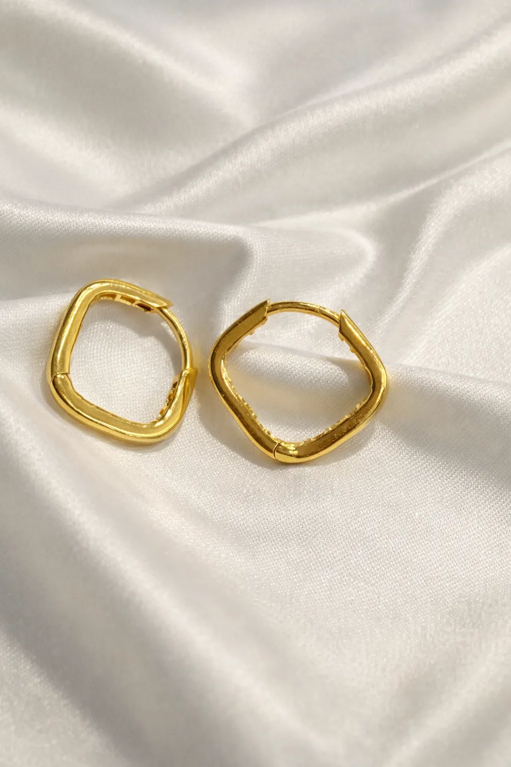 Favori Marka İtalyan Model Küpe