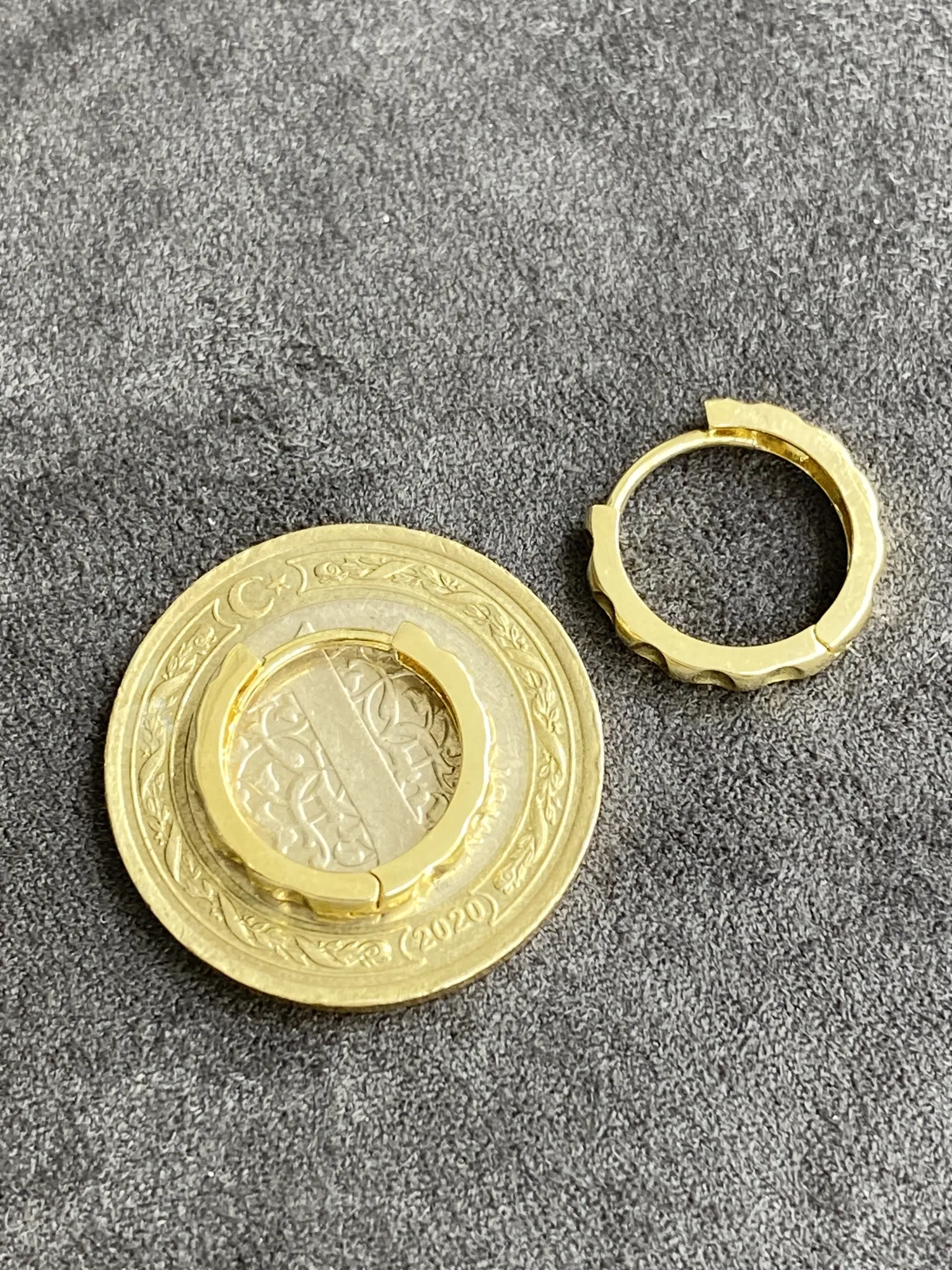 Favori Marka İtalyan Model Halka Küpe 