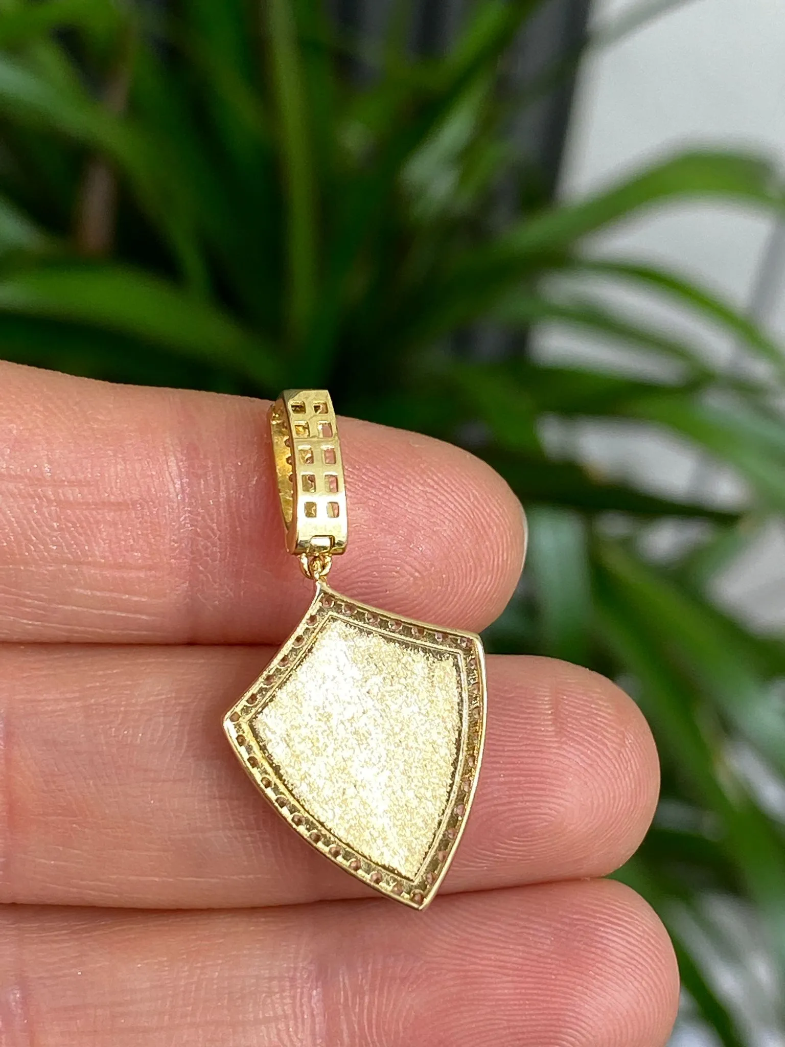 Favori Marka Siyah Mineli Kutup Yıldızı Model Uç