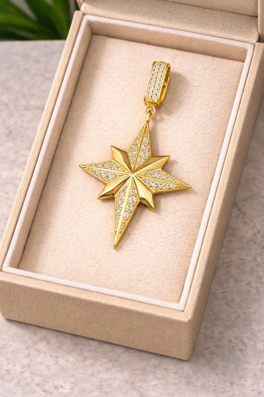 Favori Marka Kutup Yıldızı Model Uç