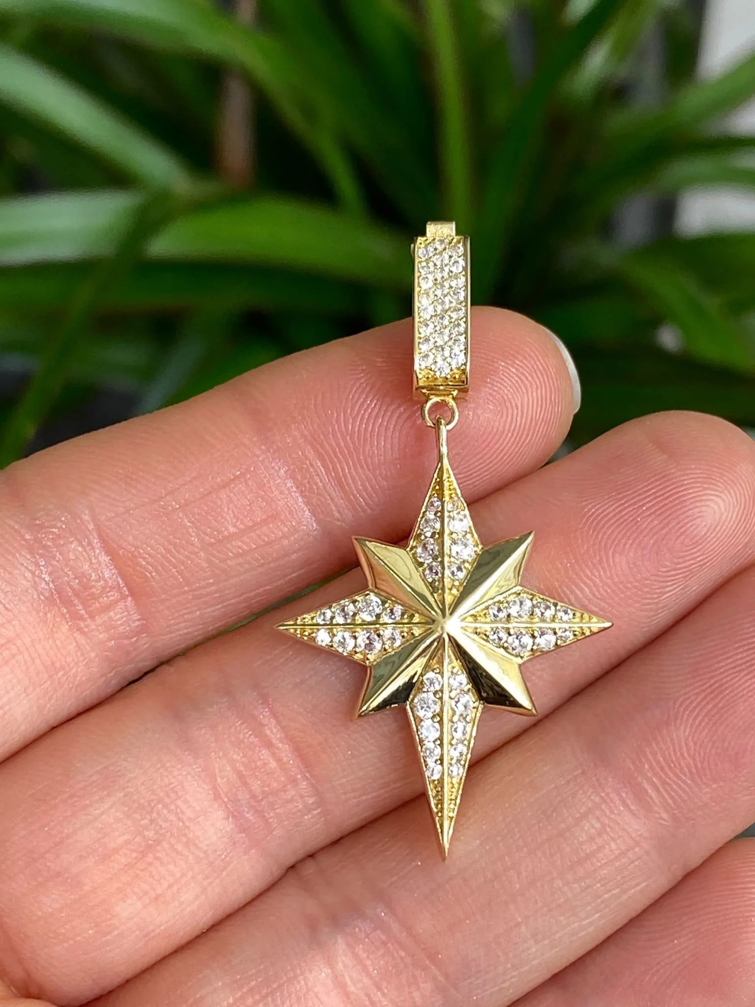 Favori Marka Kutup Yıldızı Model Uç