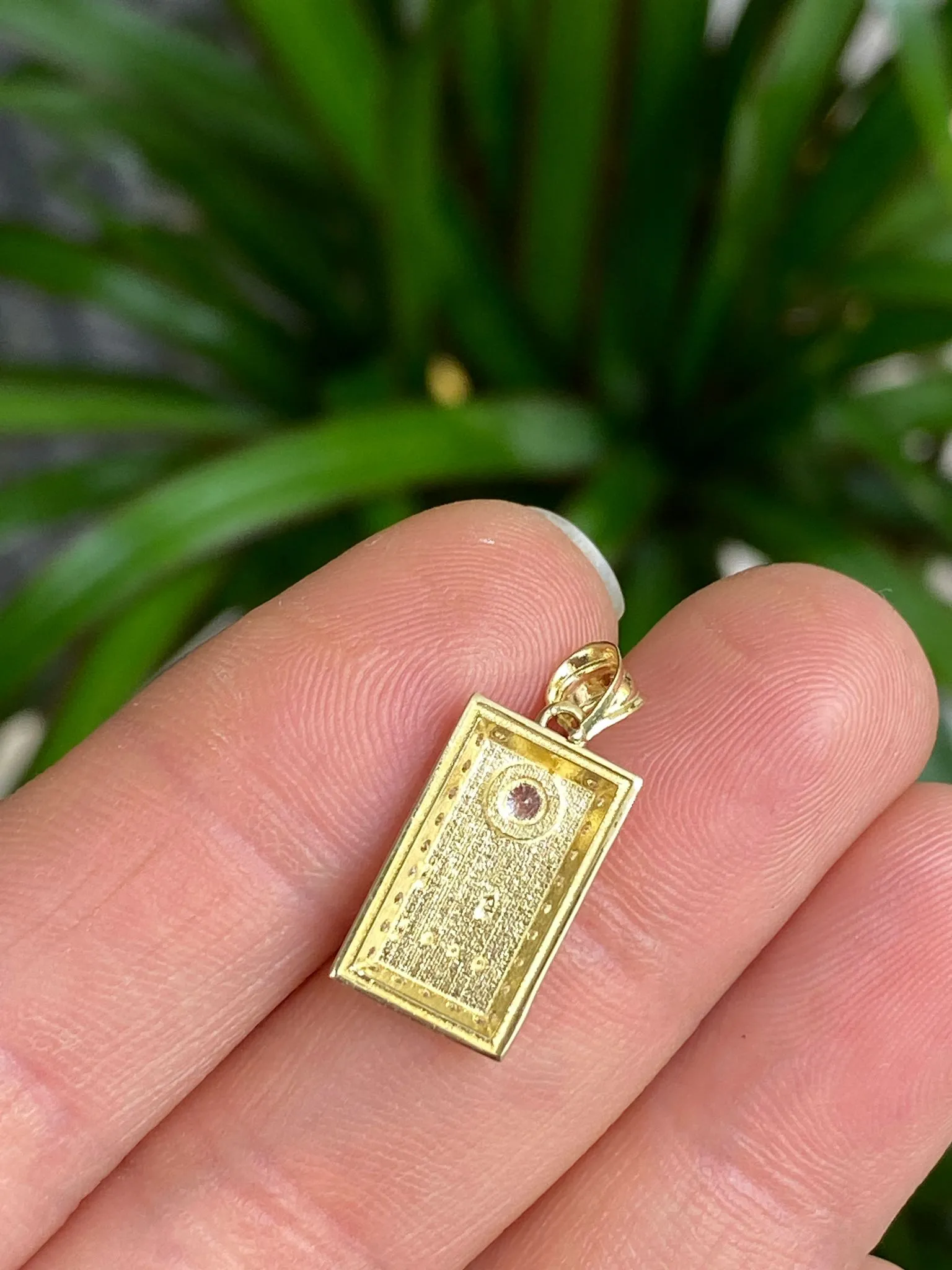 Favori Marka Külçe Model Uç