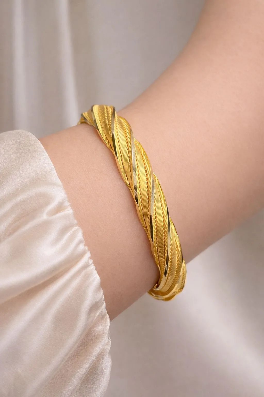 Favori Marka İtalyan Model Kelepçe