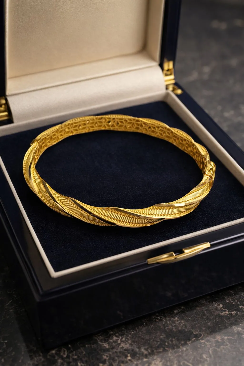 Favori Marka İtalyan Model Kelepçe