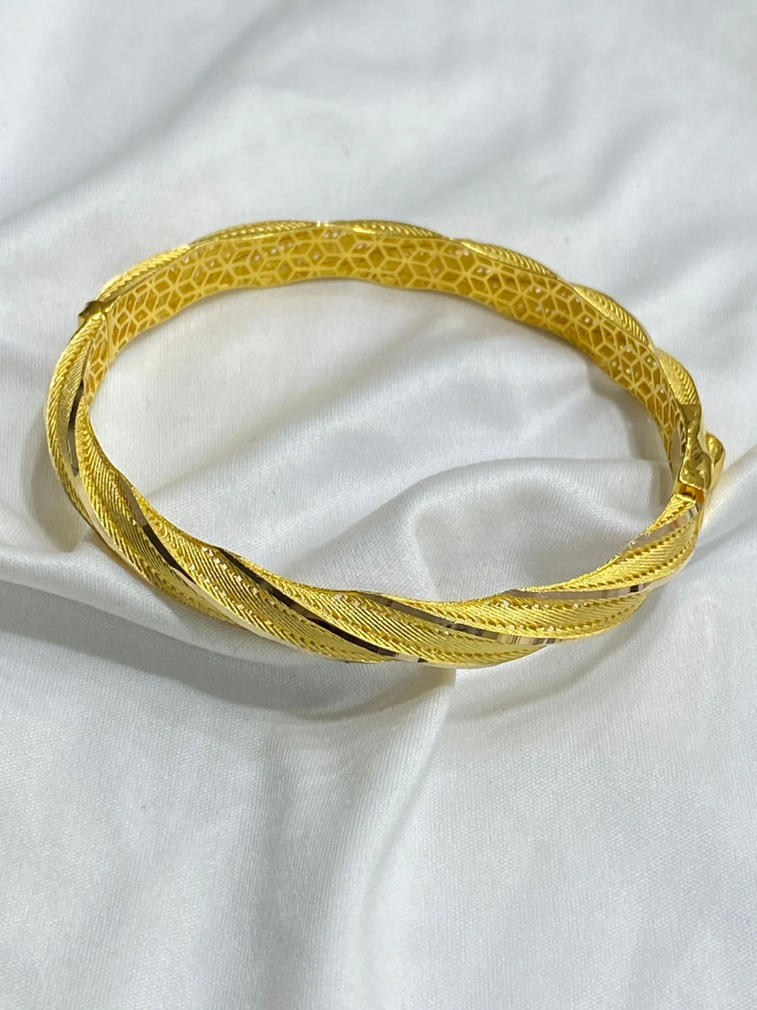 Favori Marka İtalyan Model Kelepçe