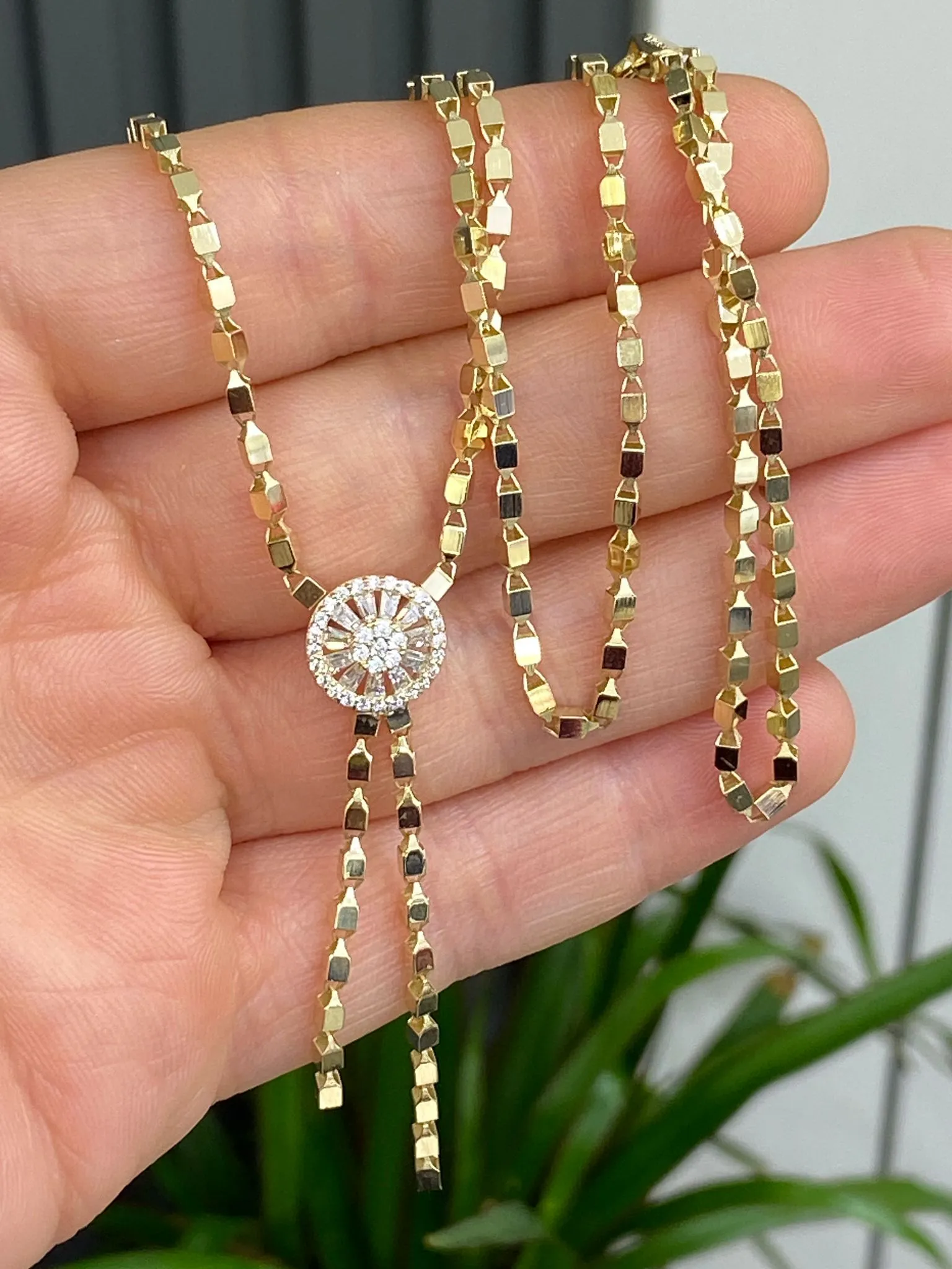 Favori Marka İtalyan Model Kolye