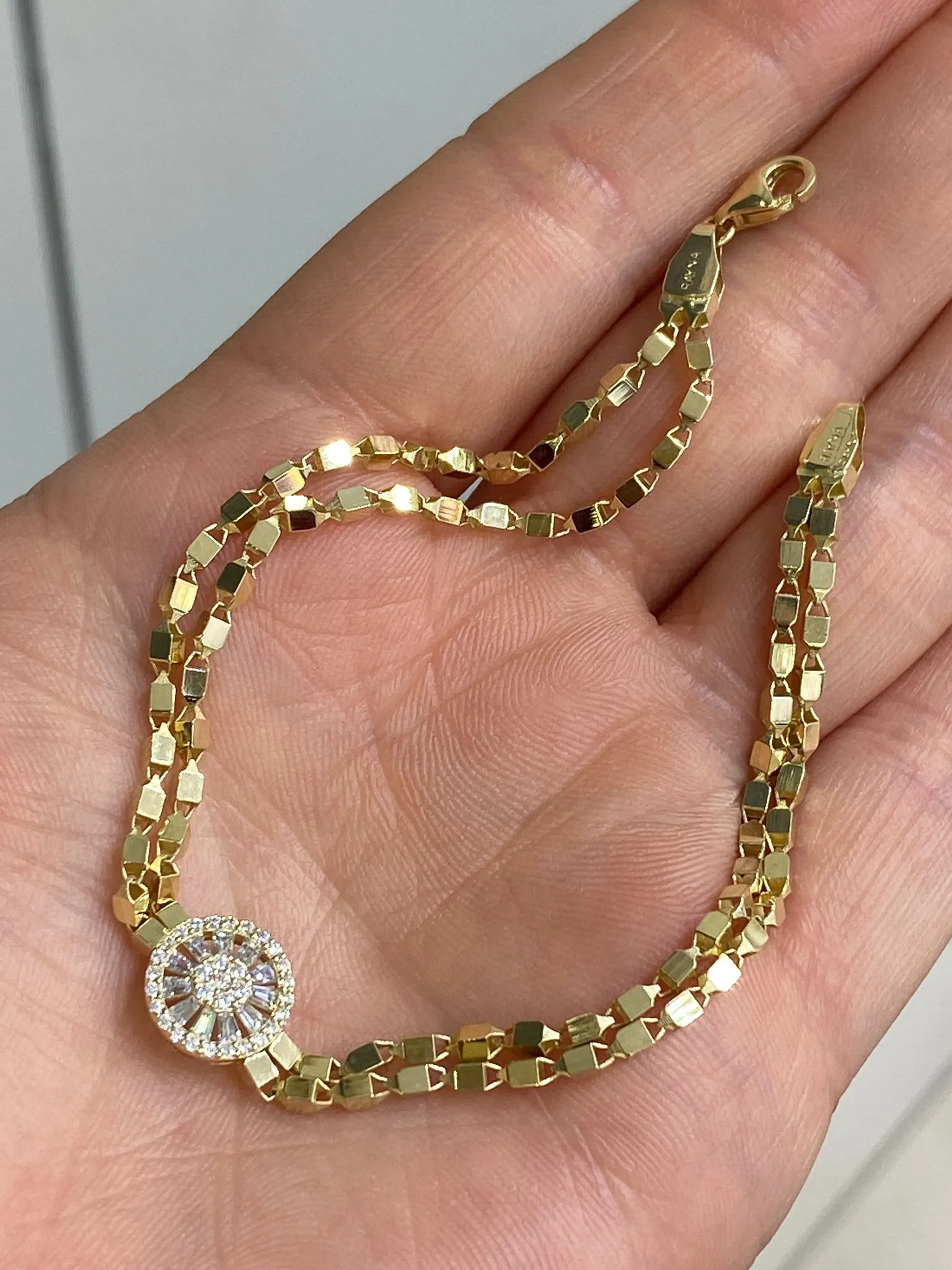 Favori Marka İtalyan Model Bileklik