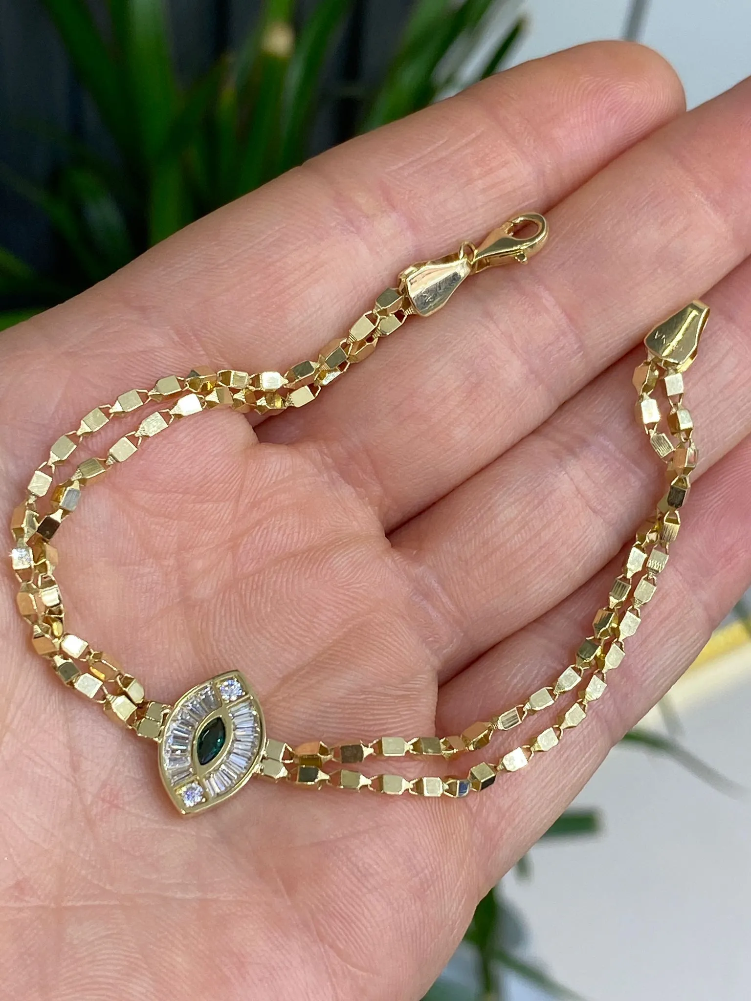 Favori Marka İtalyan Model Bileklik