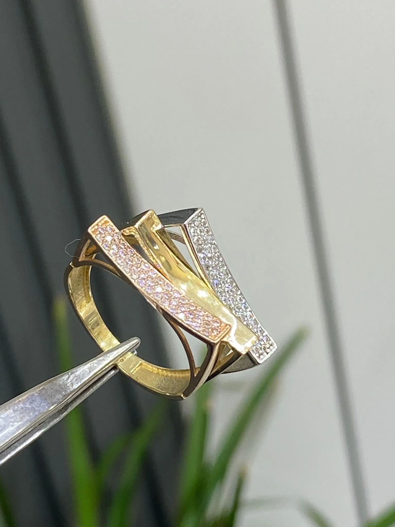 Favori Marka Üç Renkli Fantezi Model Yüzük