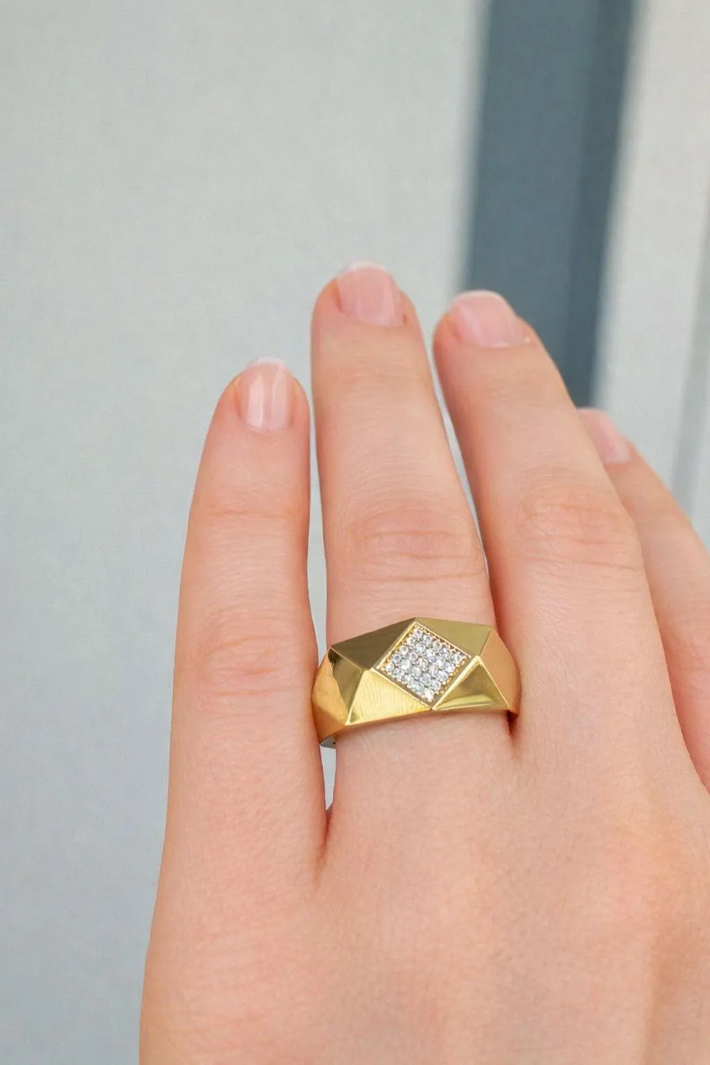 Favori Marka İtalyan Model Yüzük